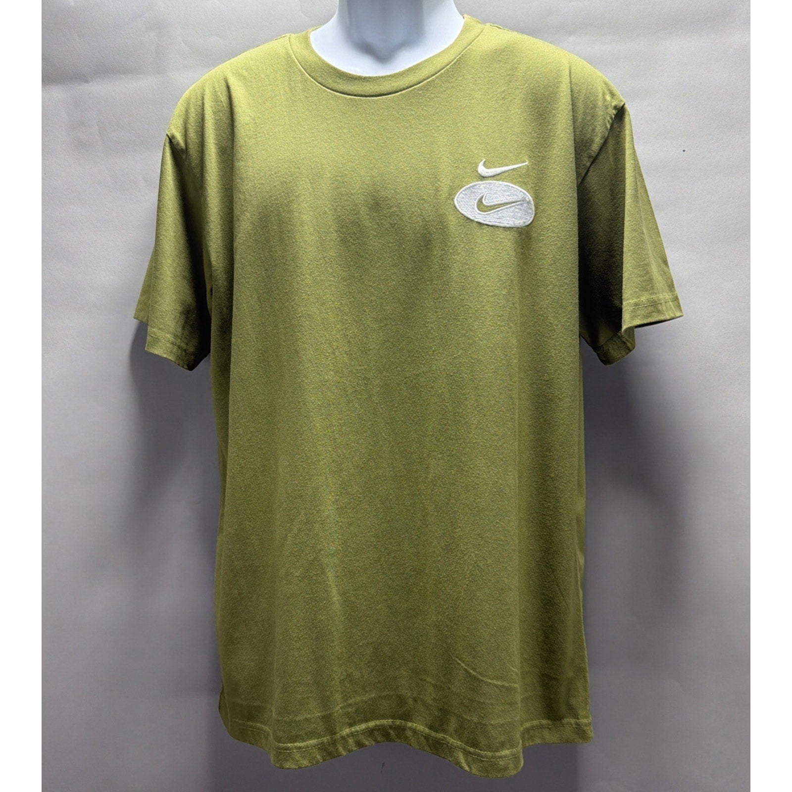 Men’s Nike Sportswear Swoosh League Crew Neck T-Shirt Green Size XL