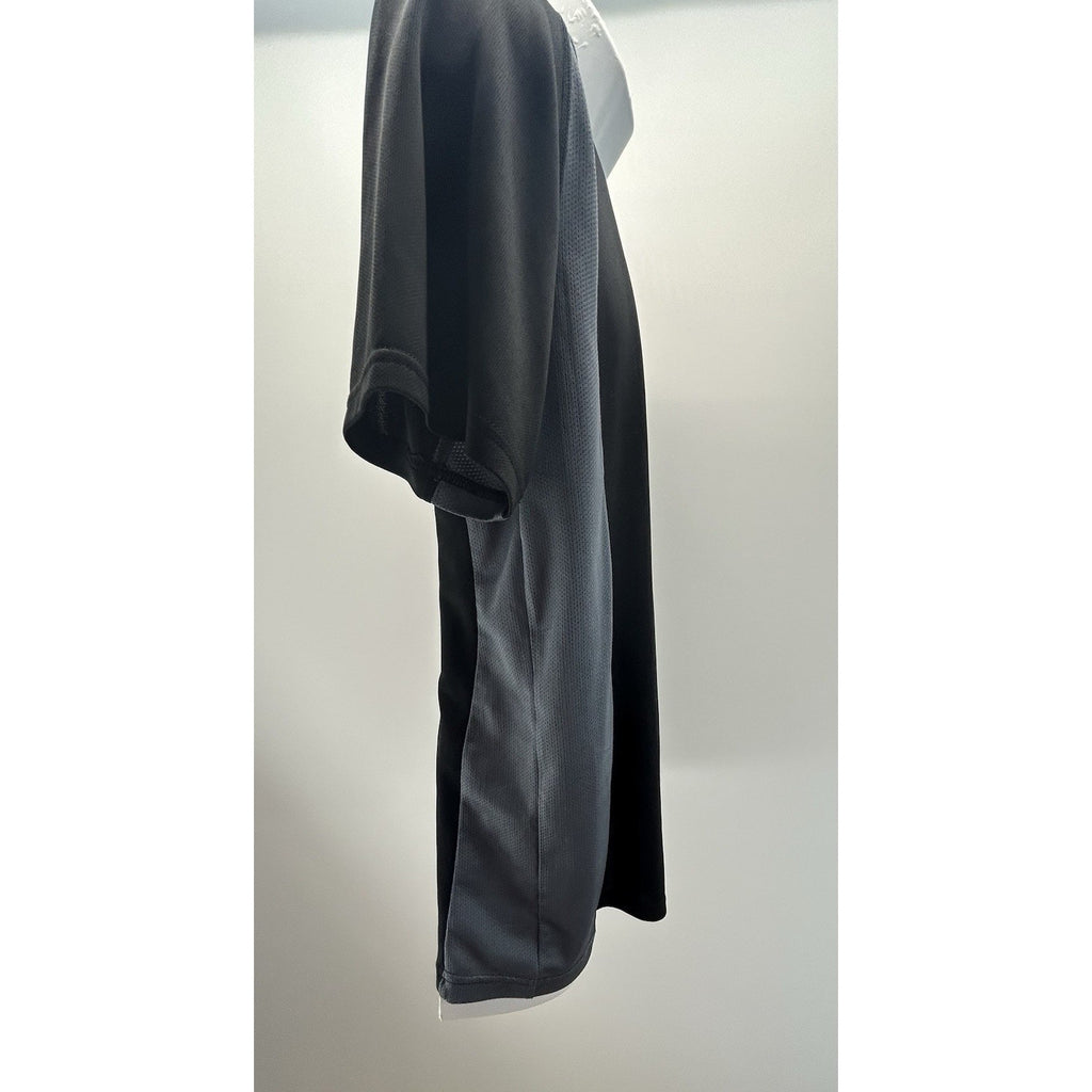 Adidas Black Gray Pullover Three Stripes Top Mens Size Medium Mesh Short Sleeve.