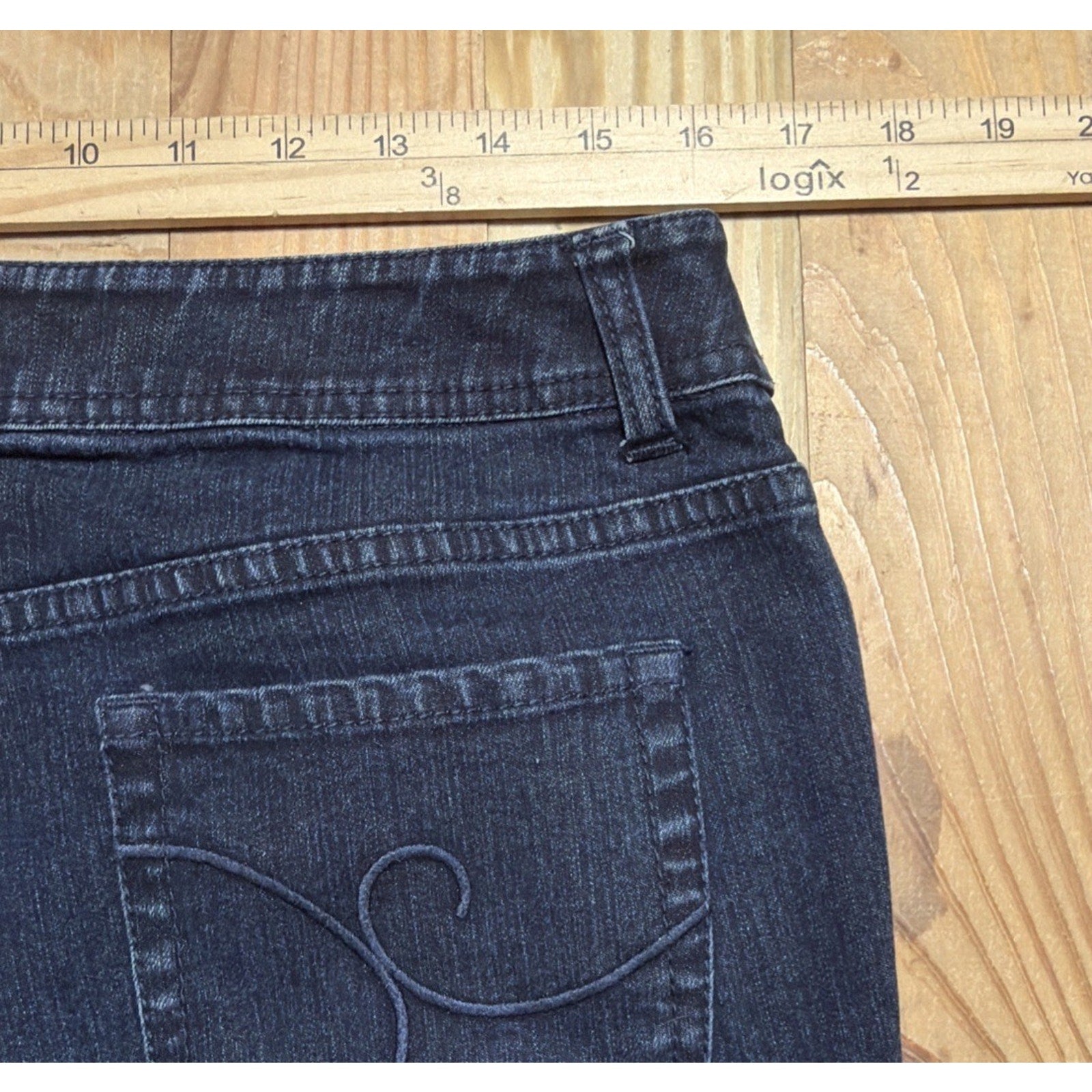 Chico's Blue Jeans Mid Rise Bootcut Flare Womens Size 32x31 Dark Wash
