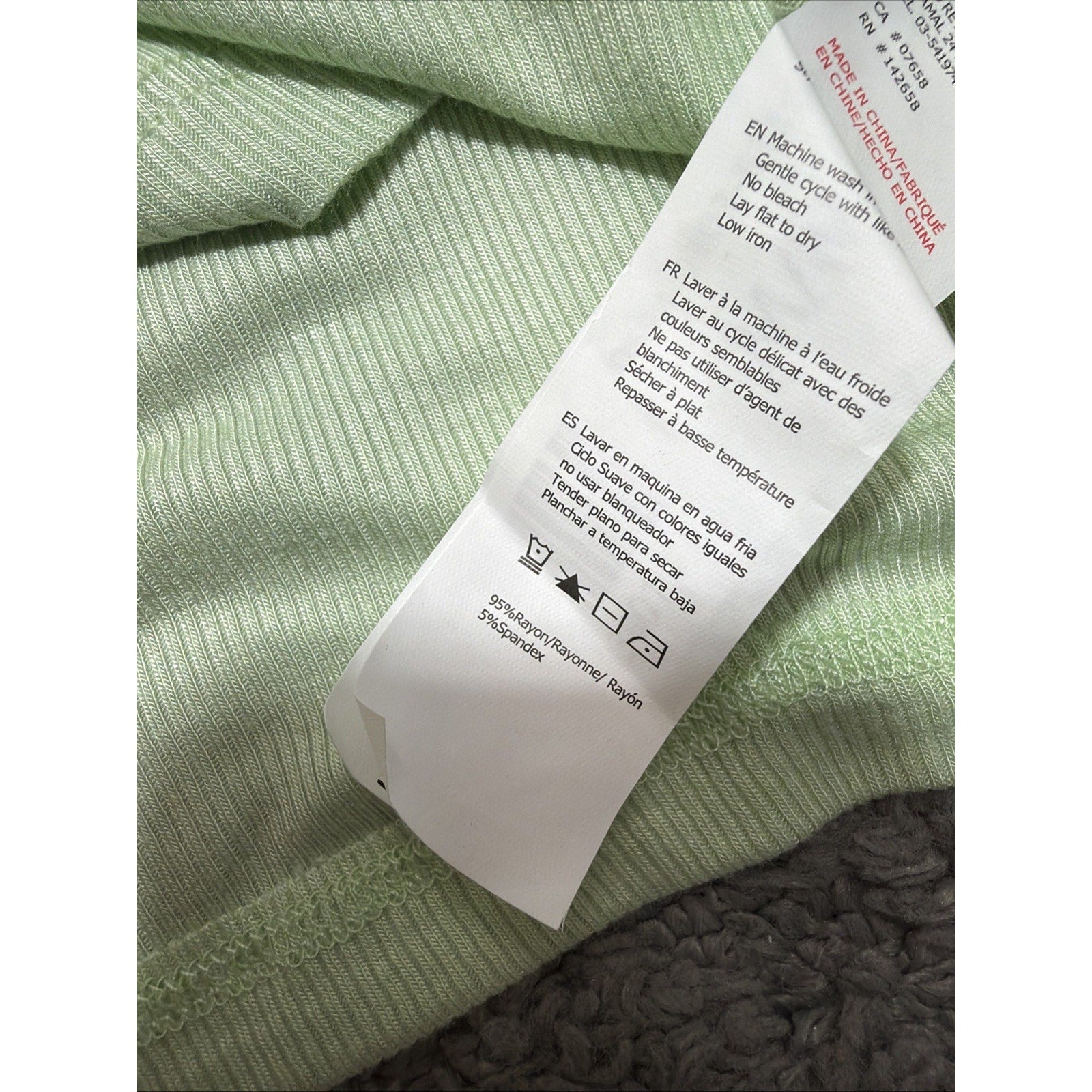 SWS Essentials Ribbed Long Sleeve Crop Green Juniors M NWT