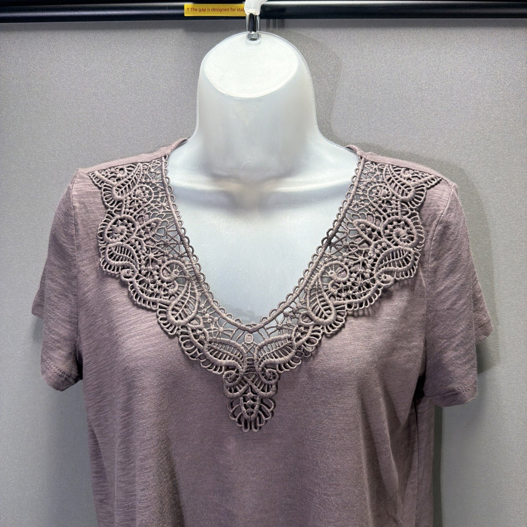 NWT MAURICES BLOUSE SHORT SLV CROCHET V-NECK SHIRT Purple SOFT TOP M