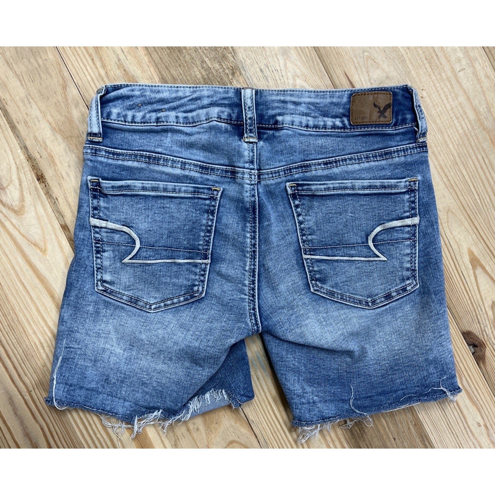 American Eagle Outfitters Midi Super Super Stretch Women's Jean Short Size 0