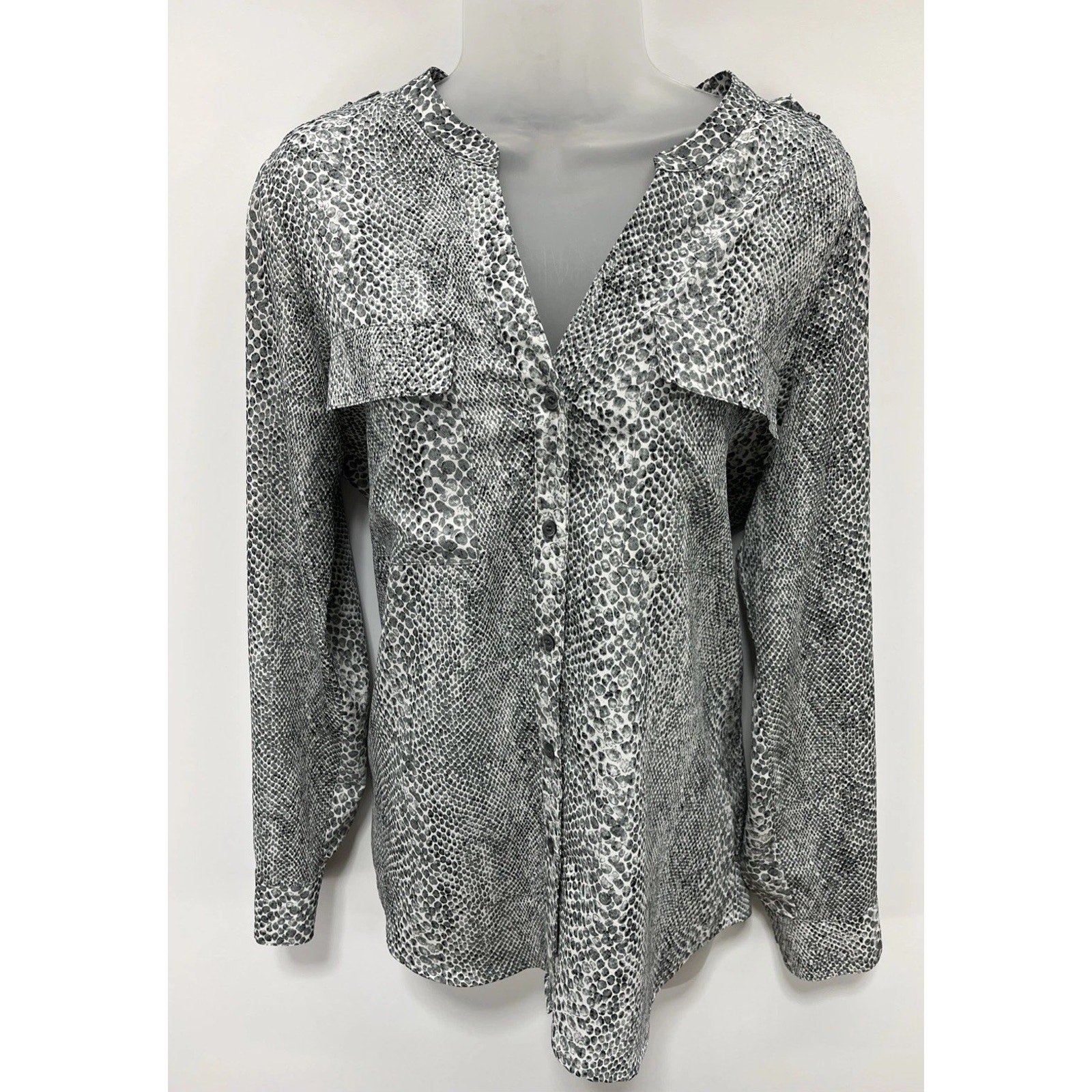 CALVIN KLEIN, WOMENS LS BUTTON DOWN, ANIMAL SKIN PRINT TOP Medium BLACK WHITE