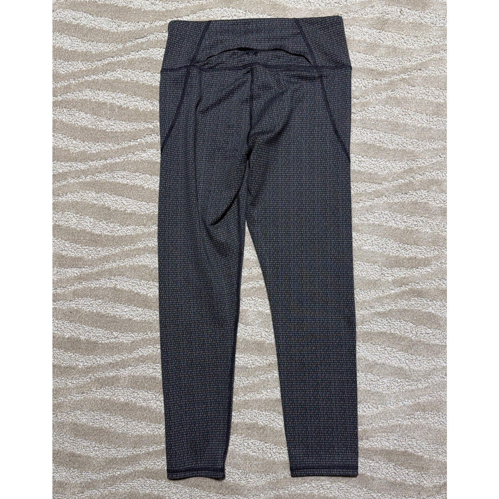 Under Armour UA Reflect High Rise Ankle Leggings Womens sz M