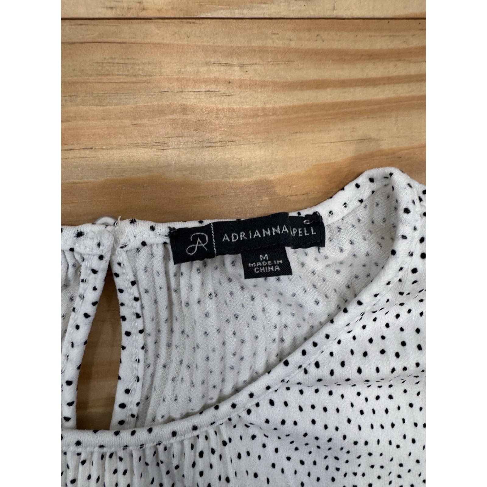 Adrianna Papell Top White Black Polka Dots Ruffle Short Sleeve Blouse Women’s M