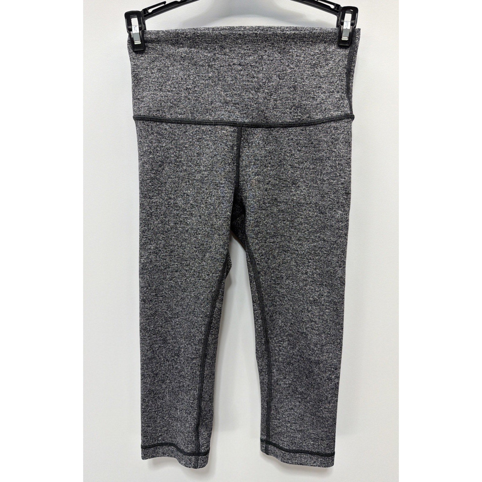 Lululemon Align High-Rise Crop Grey Leggings Women's size 4 17”