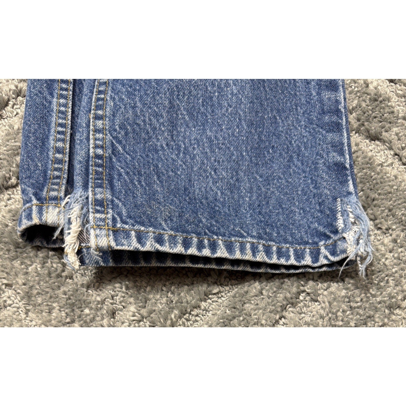 Vintage Carhartt B17-DST Men's Relaxed Fit Jeans Medium Wash 36x36