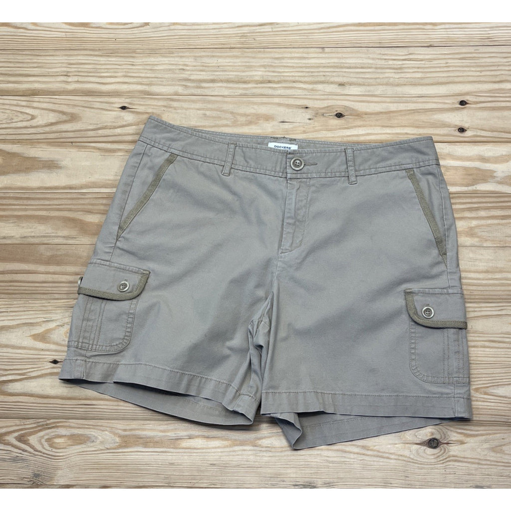 Dockers Khaki Cargo Shorts. Size 10