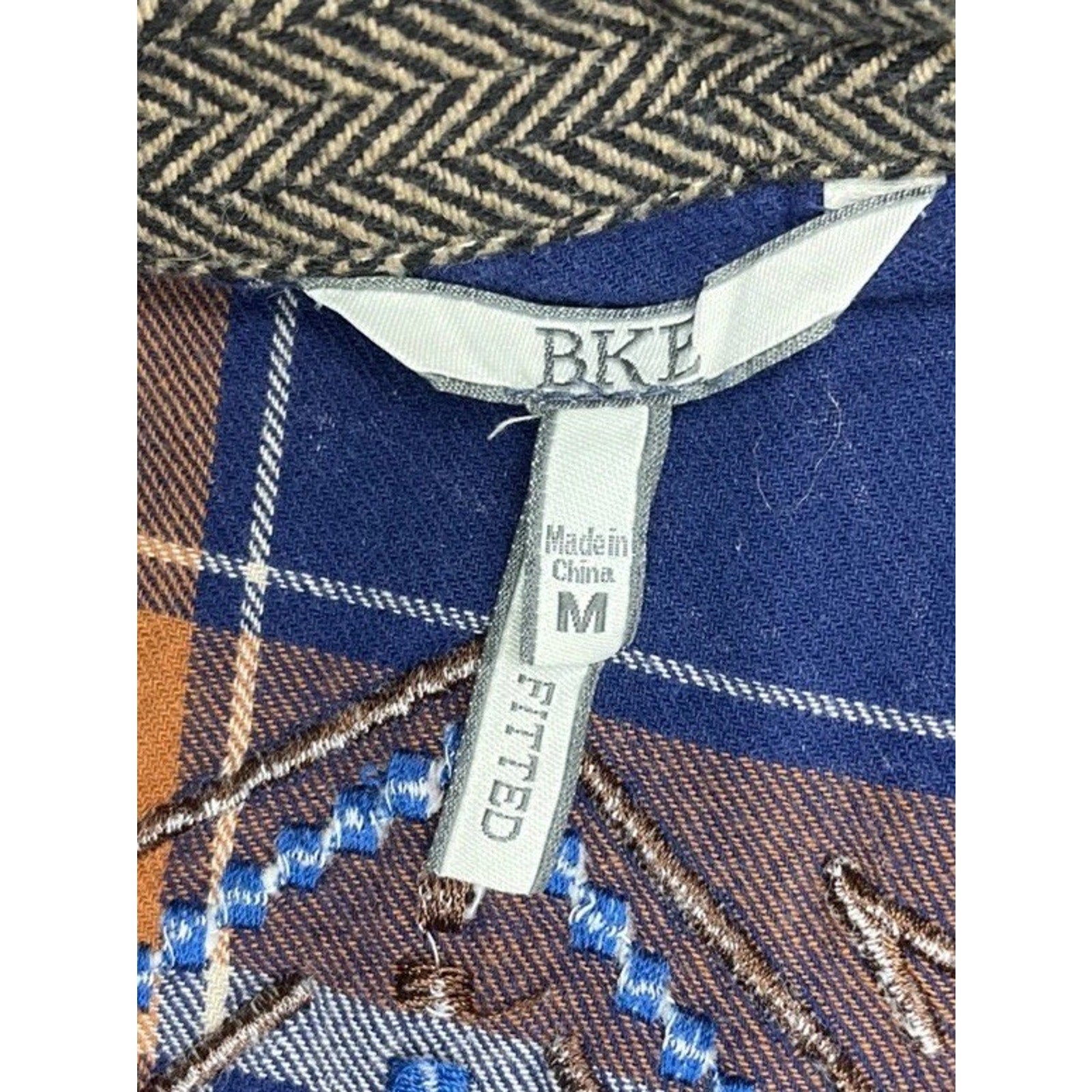 BKE Flannel Southwest Design Womens M Blue Plaid Longsleeve