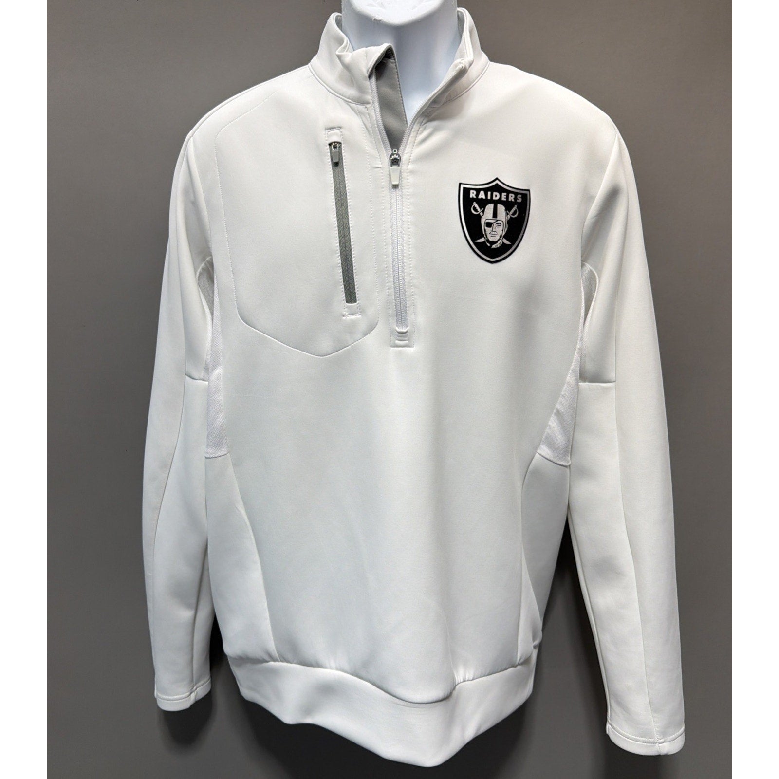 Las Vegas Raiders Antigua Men's M White Metallic 1/4 Zip Generation Pullover