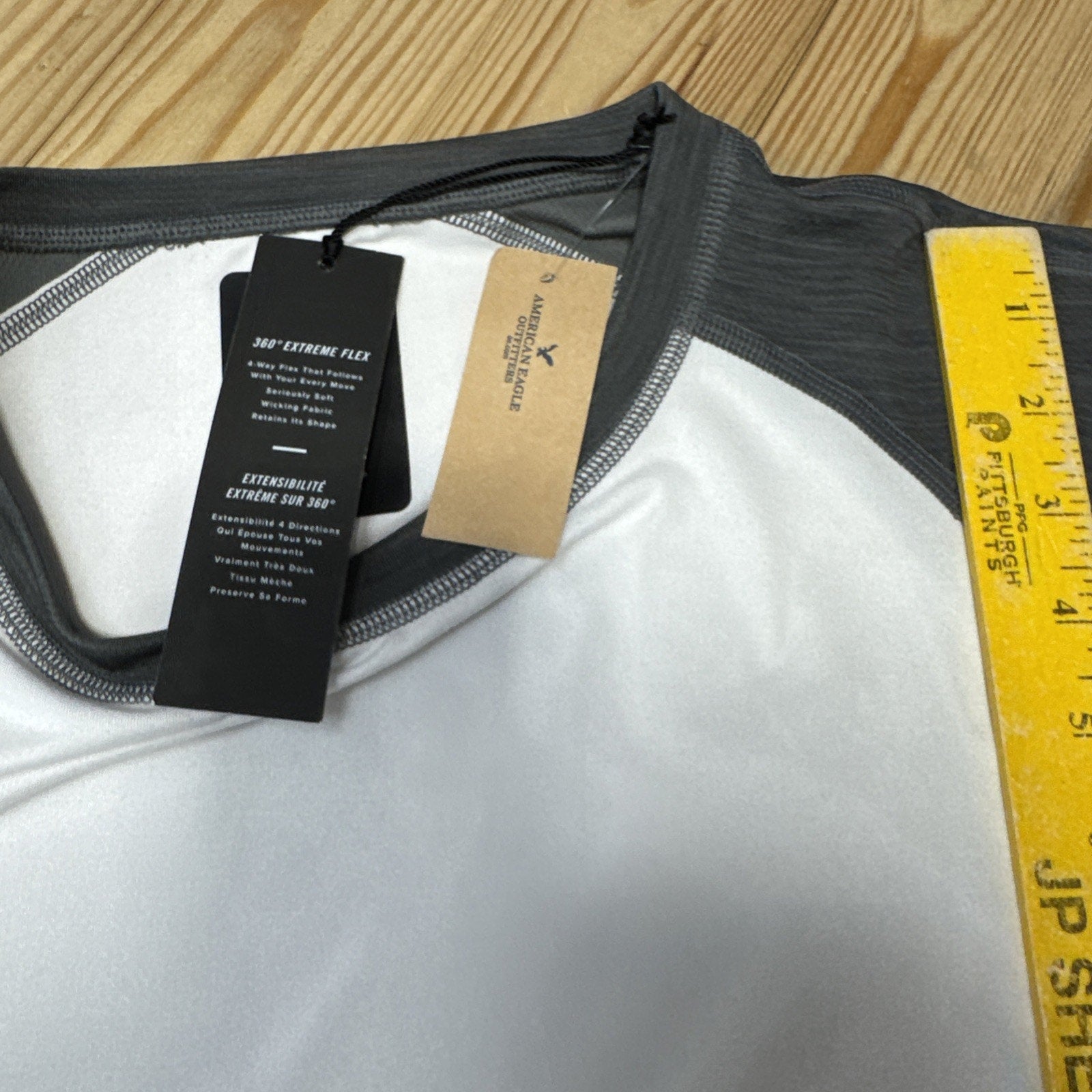 American Eagle Outfitters White and Gray Shirt Sleeve 360 Extreme Flex 2XL NWT