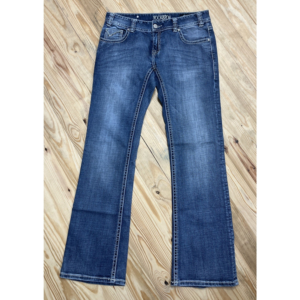 Rock & Roll Cowgirl Bootcut Women’s Jeans Size 31x34 Low Rise Embellished
