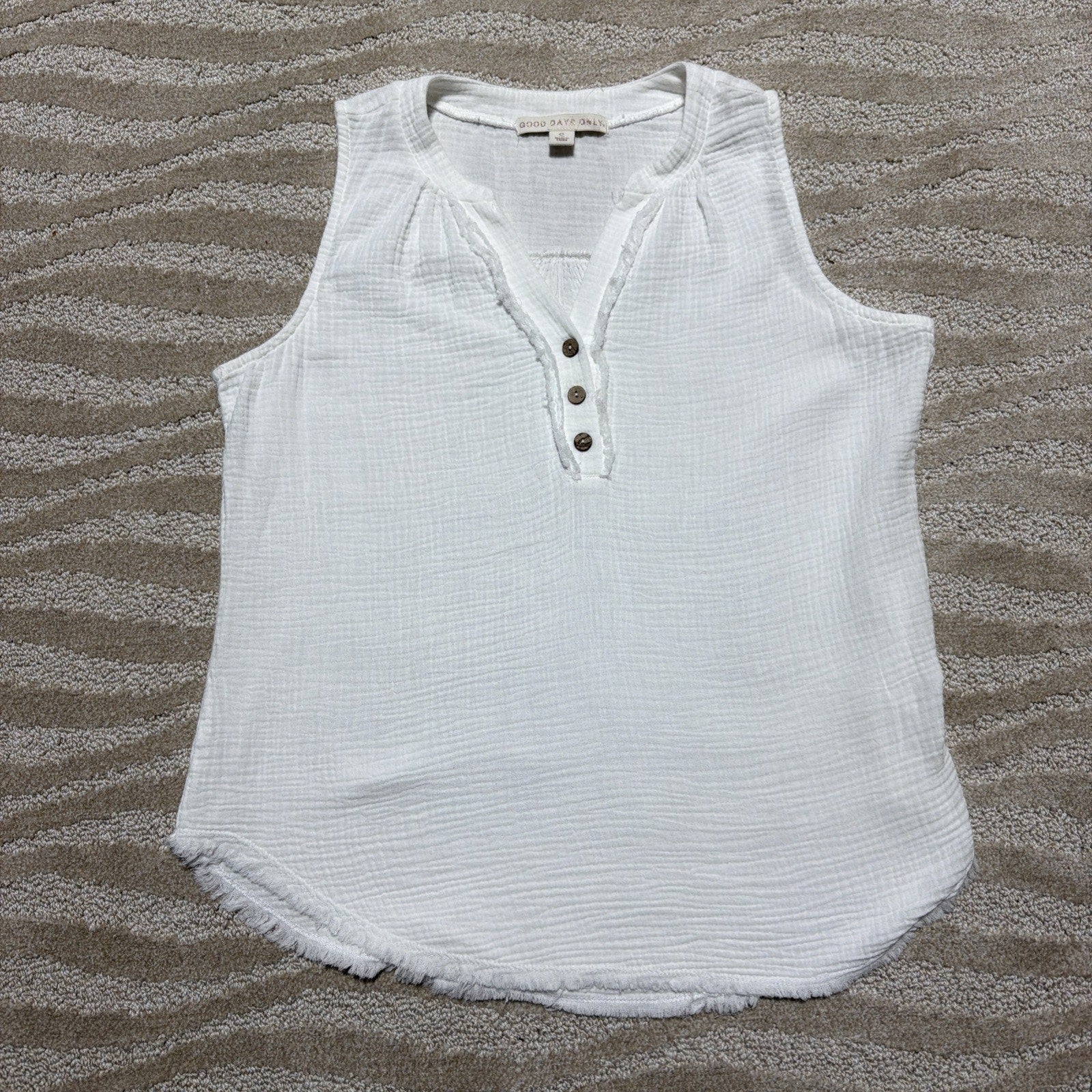 Good Days Only Womens S White Sleeveless Henley Blouse Casual Flowy Top