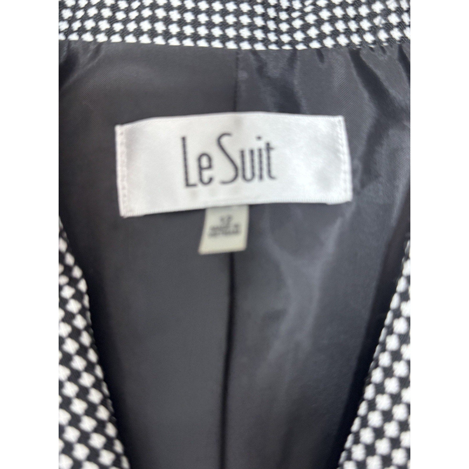 Le Suit Black Ivory Skirt Suit (2-Pieces) New With Tags Women’s Size 12 NWT