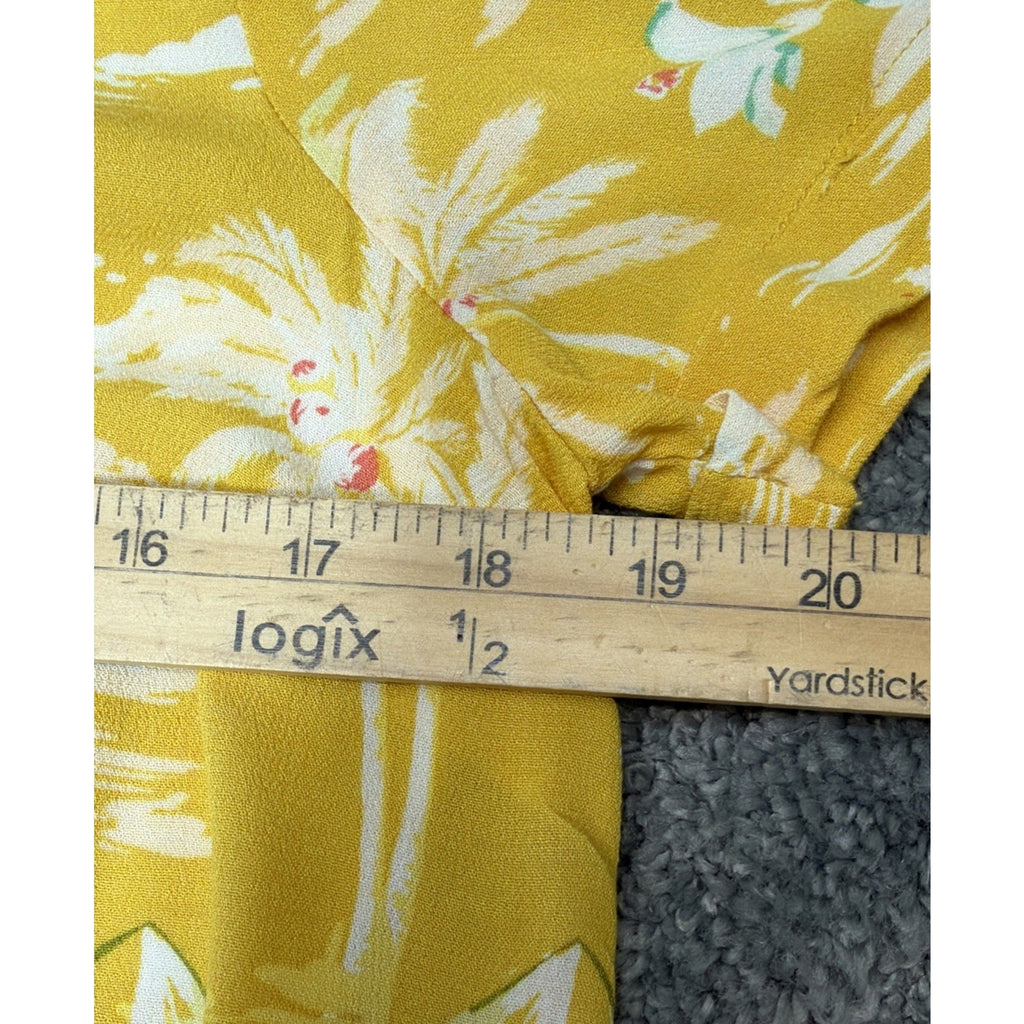 LC Lauren Conrad Women’s Top Short Sleeve Tropical Print Small