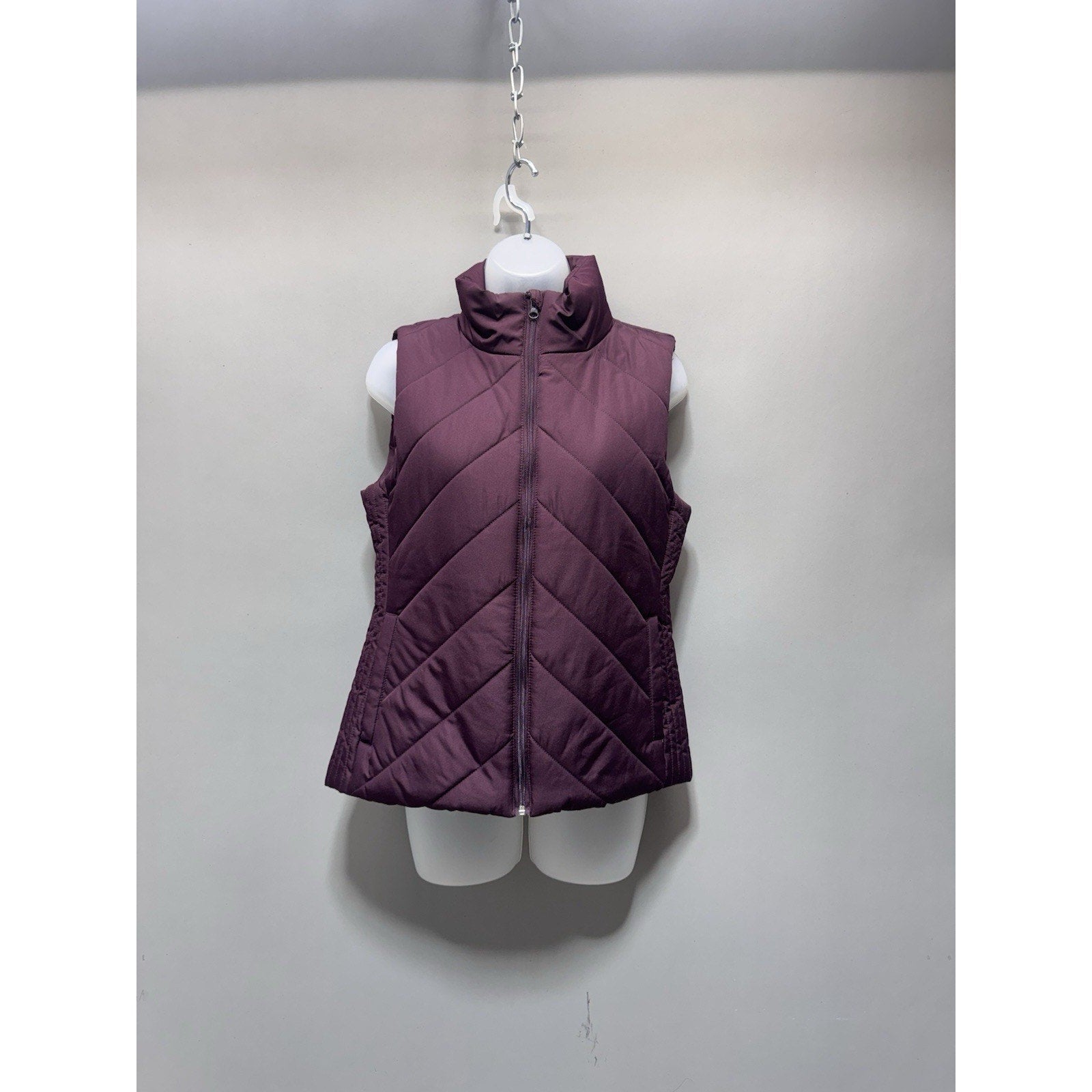 NY & Co New York & Company Quilted Puffer Vest Womens Small Burgundy Zip Pockets