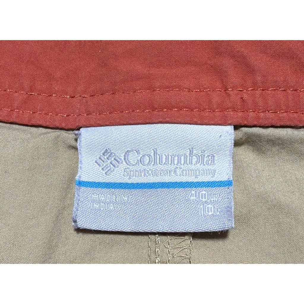 Columbia Men's Trail Shorts XM4805 Beige Flat Front 10" Mid Rise Size 42