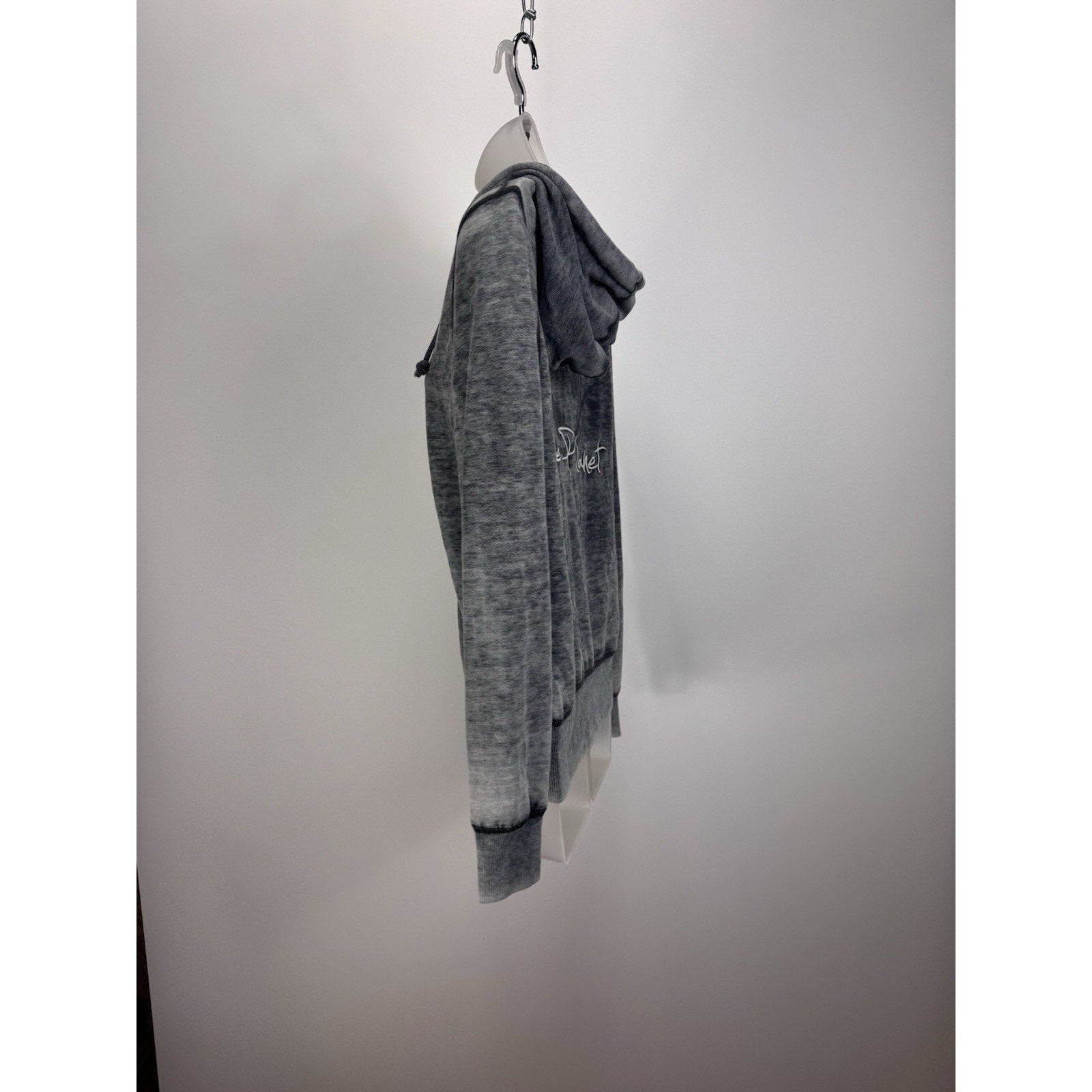 Free Planet Gray Mixed Logo Hoodie Sweatshirt Women’s Medium EUC