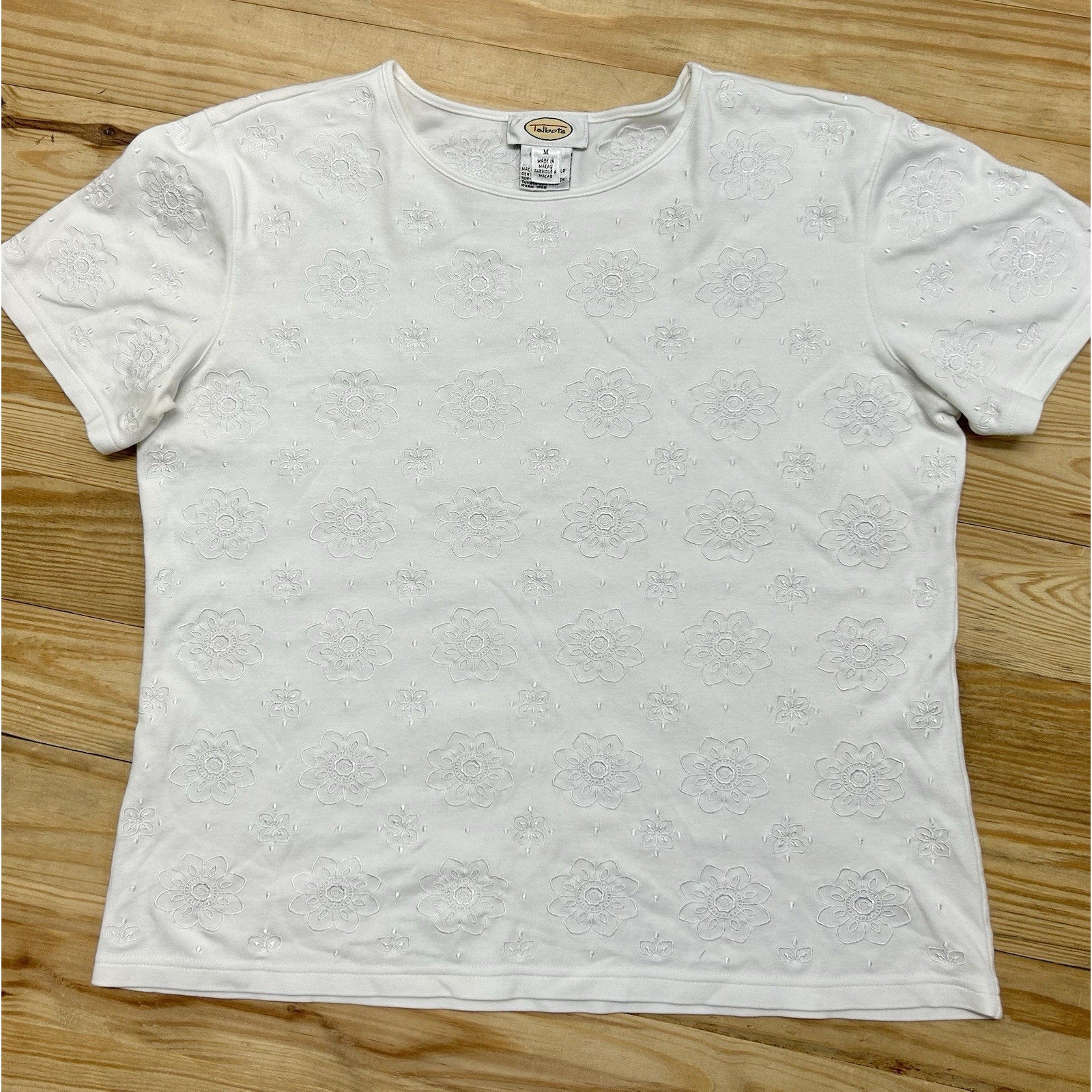 TALBOTS Women's 100%Cotton Short Sleeve Top Embroidered Solid White Size Medium