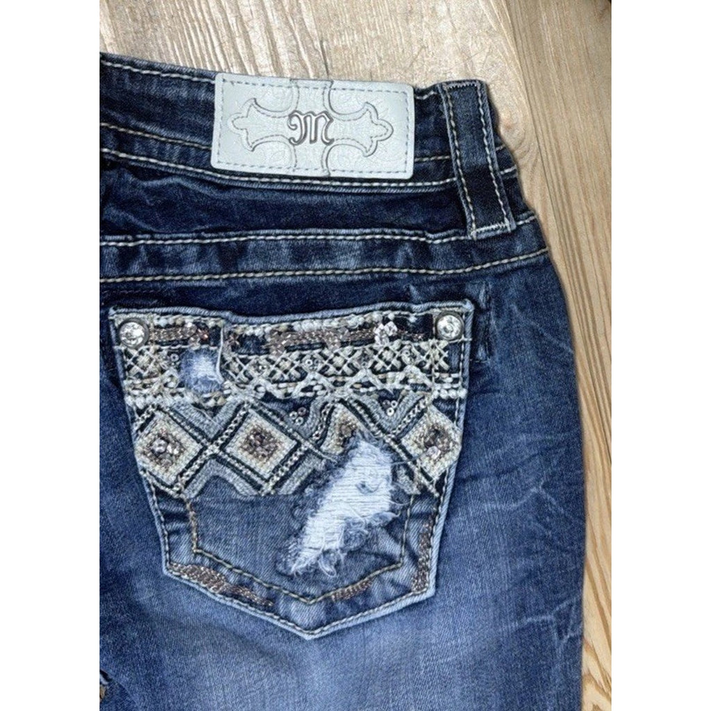 Miss Me Jeans Women's 26 Raw Hem Capri Mid-Rise Blue Stretch Denim