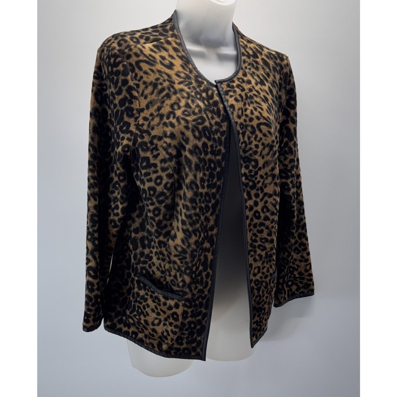 Chico's Leopard Faux Fur Faux Leather Trim Women’s Size 1 Medium
