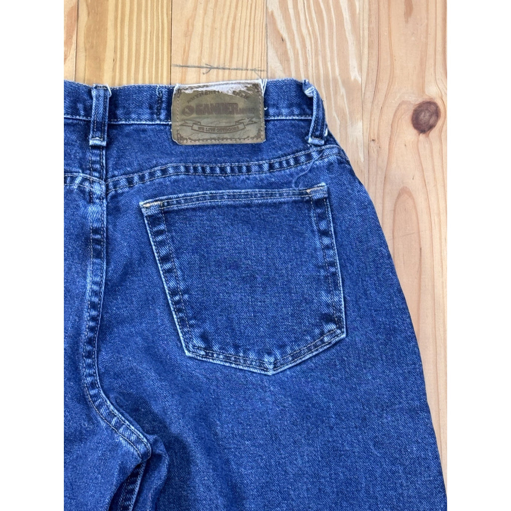 Gander Mountain women's 100% cotton relaxed Fit jeans size 6 Short Mid Rise