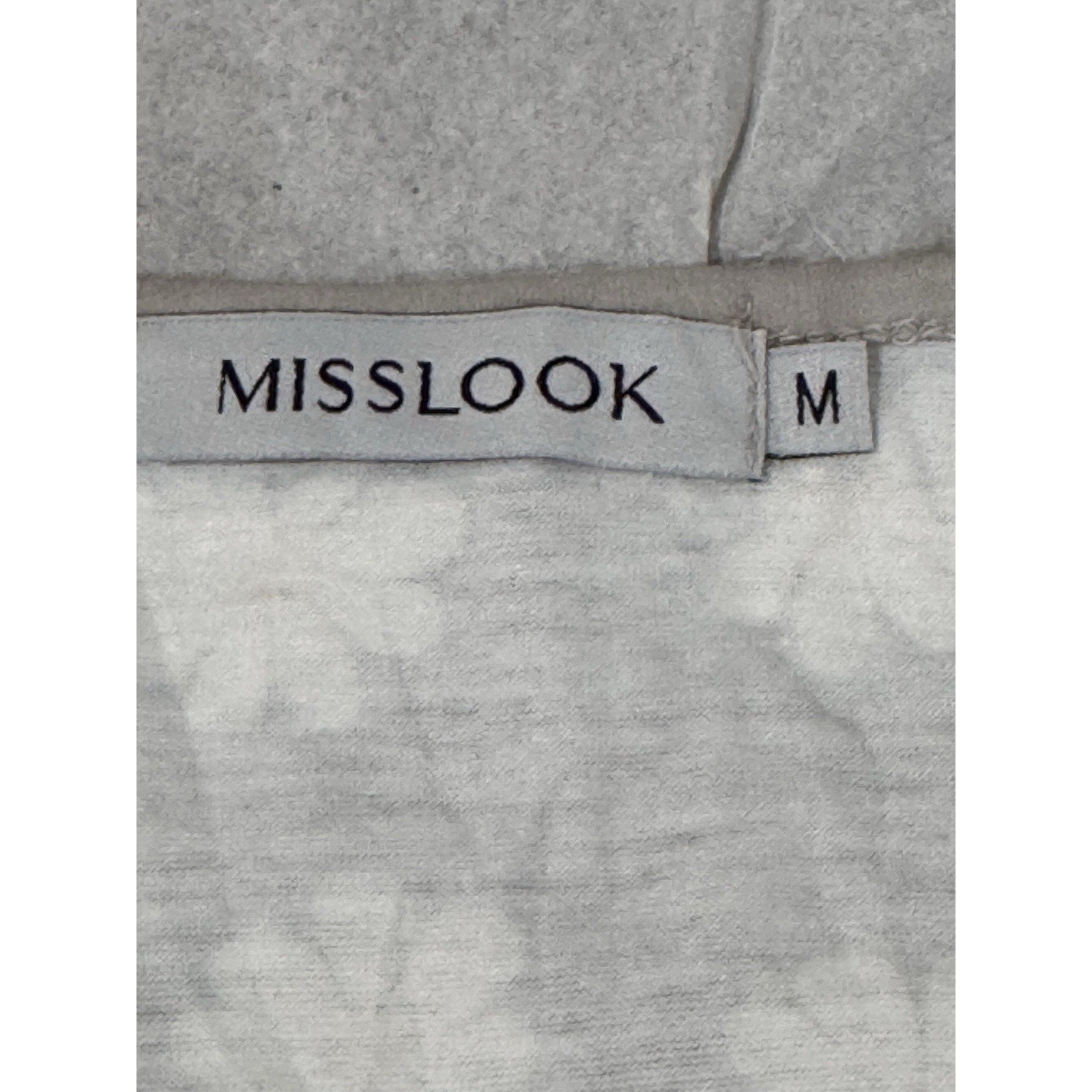 Misslook, Short Sleeve, V-Neck, Gray W/Daisy Print, T-Shirt Size Medium NWT