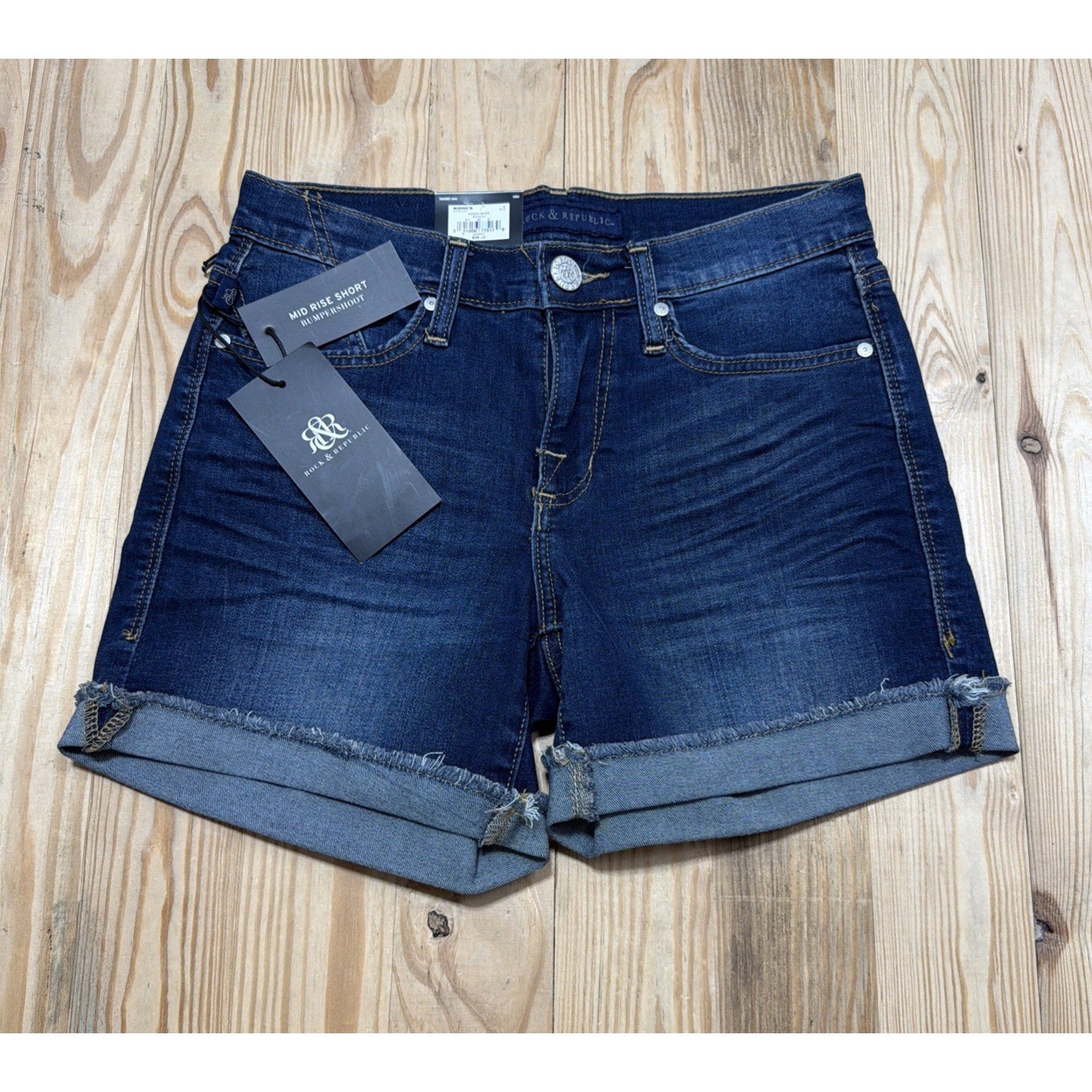 Rock & Republic Cutoff Denim Shorts Womens 4 Bumper shoot Rolled hem New
