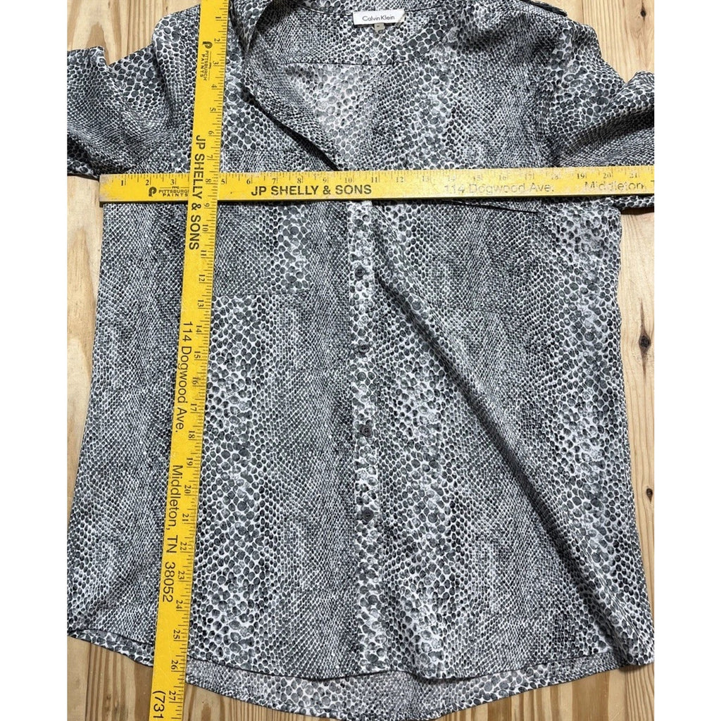 CALVIN KLEIN, WOMENS LS BUTTON DOWN, ANIMAL SKIN PRINT TOP Medium BLACK WHITE