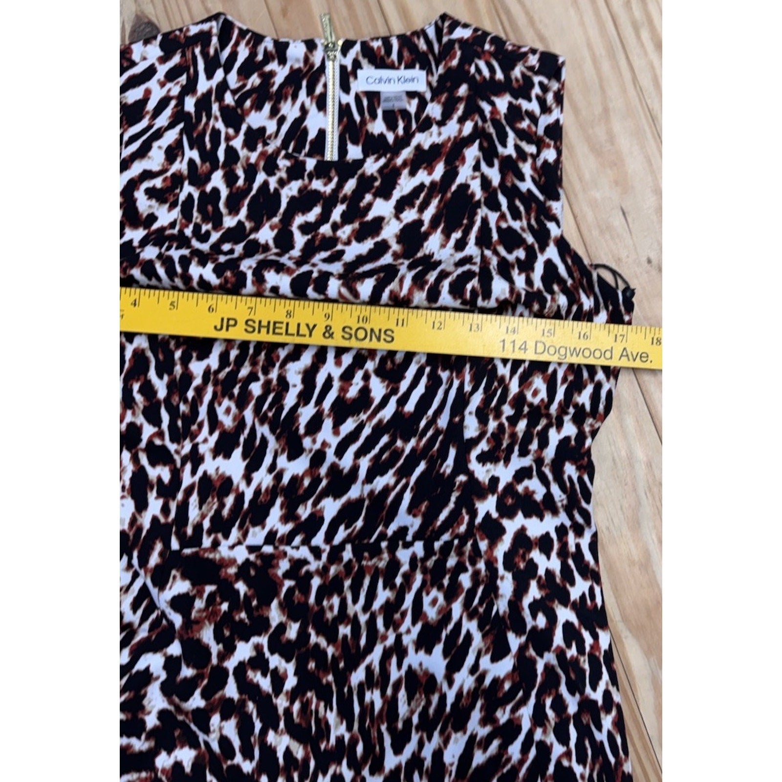 Calvin Klein Sleeveless Crew Neck Animal Print Scuba Sheath Dress Size 8