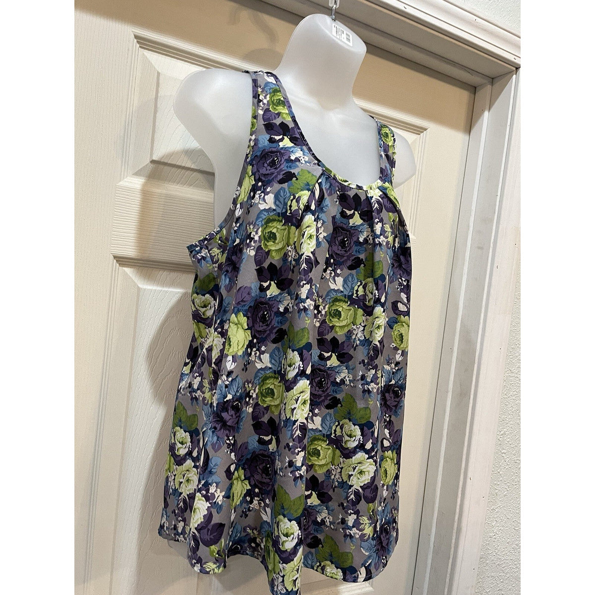 Twenty One Blouse Woman’s Blue Green Floral Sheer Tank Round Beck Pullover USA
