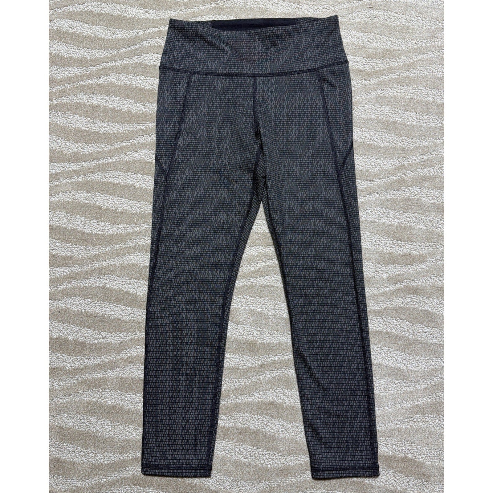 Under Armour UA Reflect High Rise Ankle Leggings Womens sz M