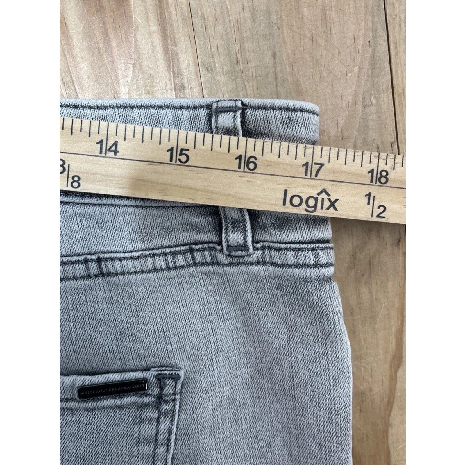 White House Black Market WHBM Mid Rise Girlfriend Gray jeans Size 12