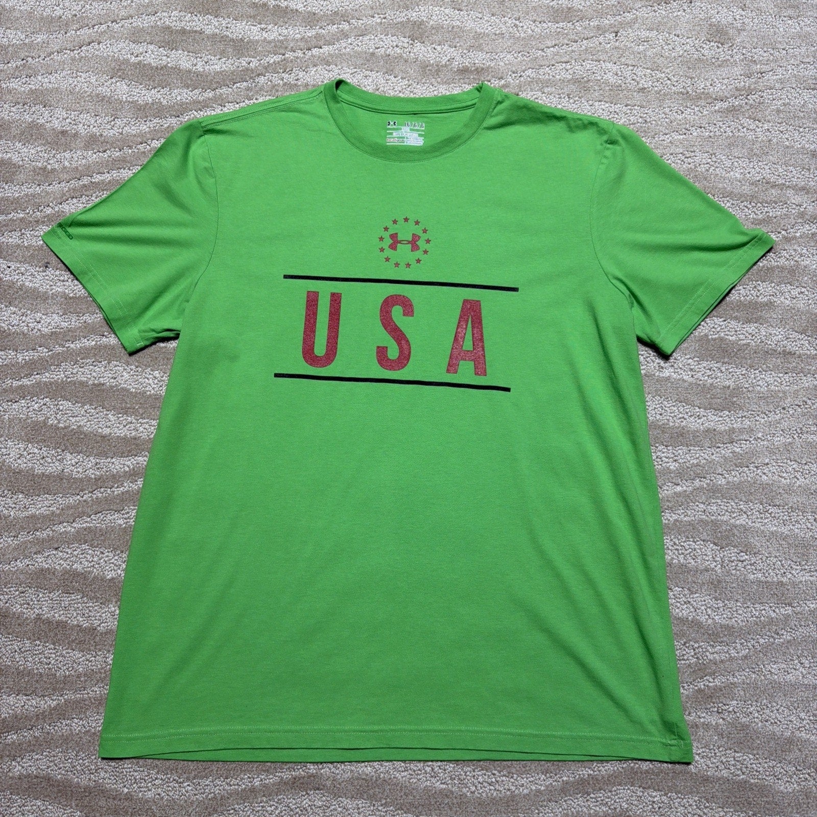 Under Armour USA Charged HeatGear Loose Short Sleeved T-Shirt, Men's Size: L
