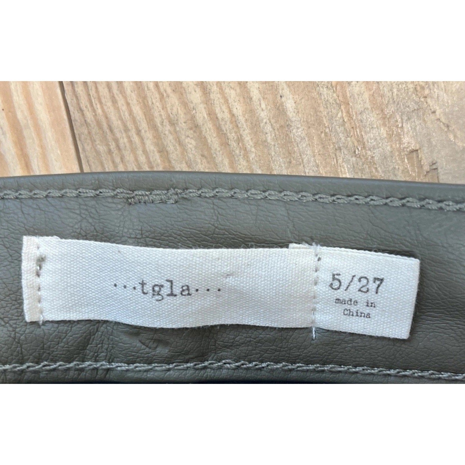 Tgla Womens Vegan Leather Cargo Straight Leg Olive Green Pants New Size 5/27