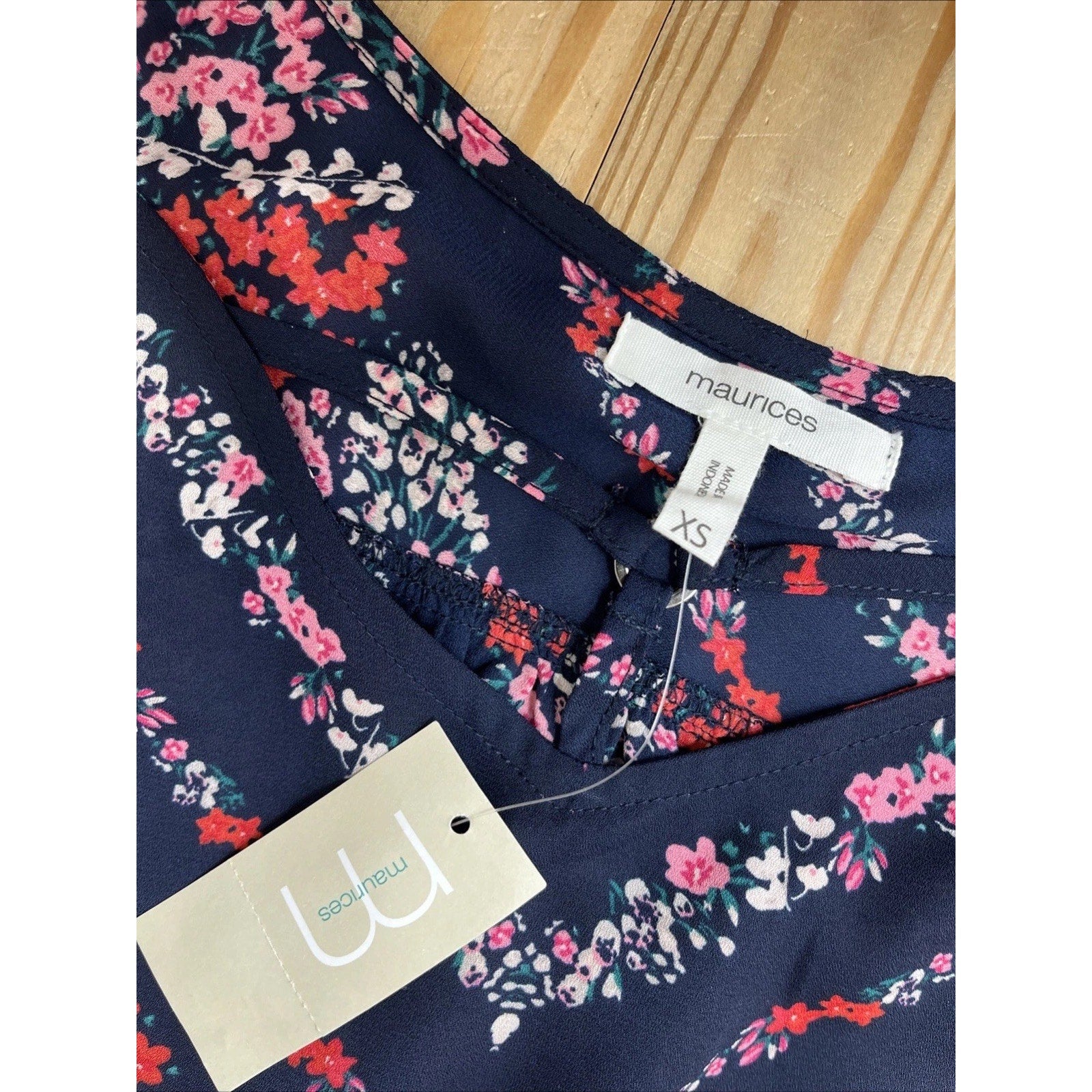 NWT Maurices XS Navy Blue Sleeveless Floral Cottage Blouse Top
