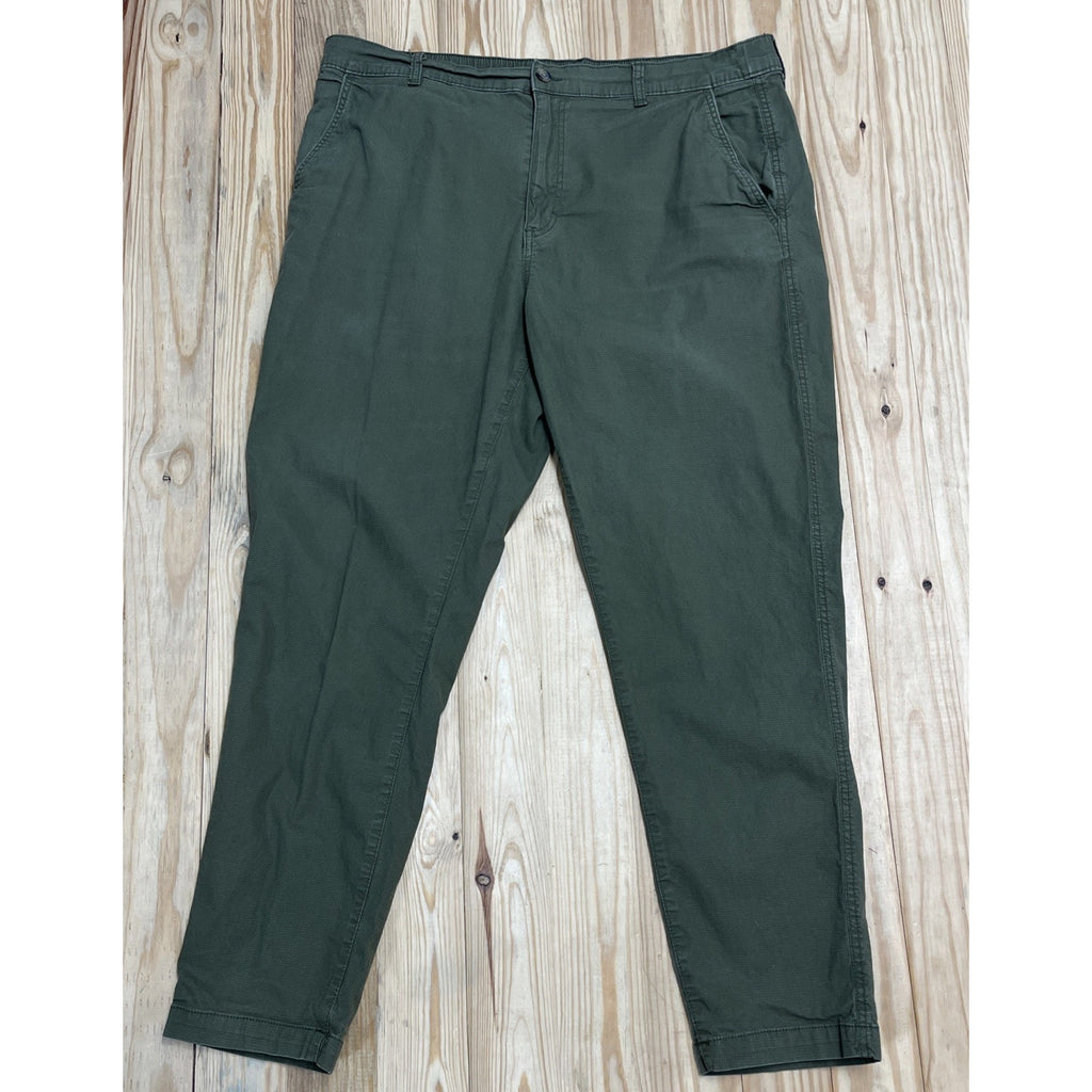 Eddie Bauer Men's Green Chino Pants 40x30 Cotton Blend Slim Solid Zip