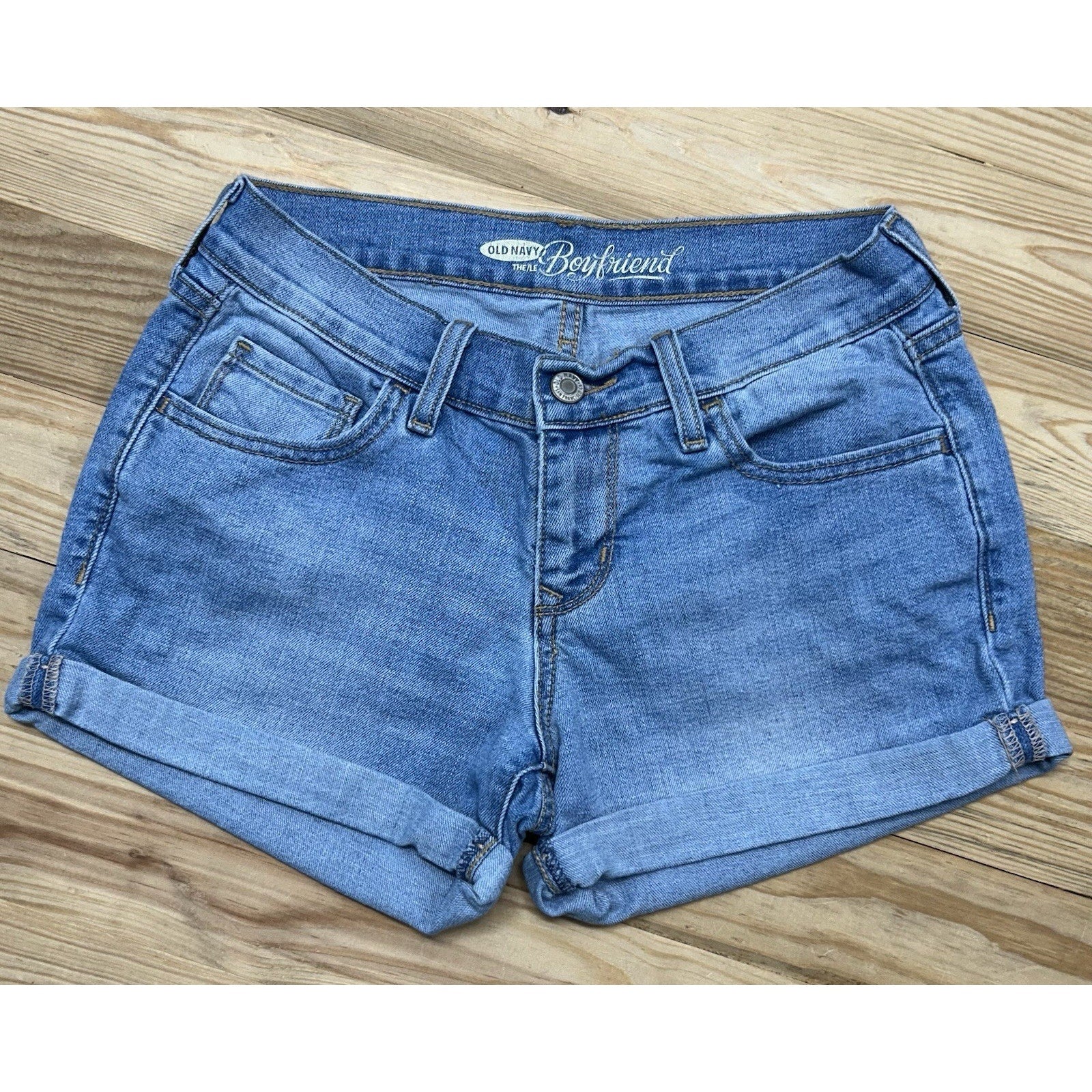 Old Navy Boyfriend Women's Size 0 Denim Short.