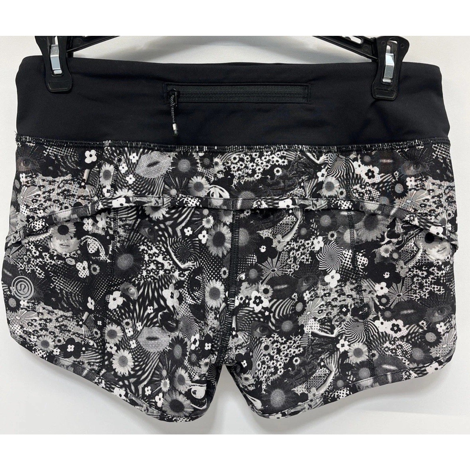 LULULEMON Women's 2 Speed Short *SW2017 Seawheeze Counter Culture White Black