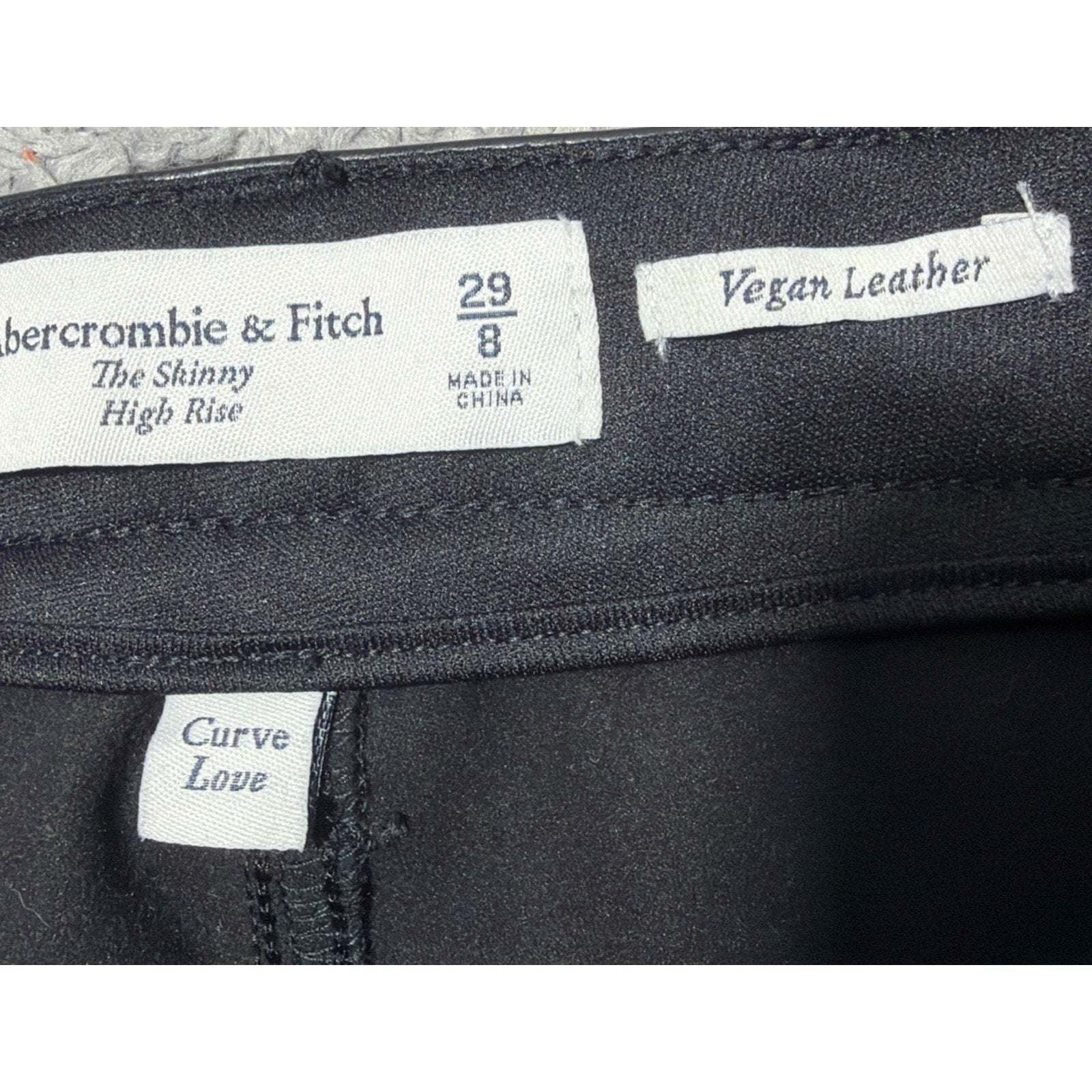 Abercrombie & Fitch Vegan Leather Skinny Pants Black High Rise Women’s 8/29 NWT
