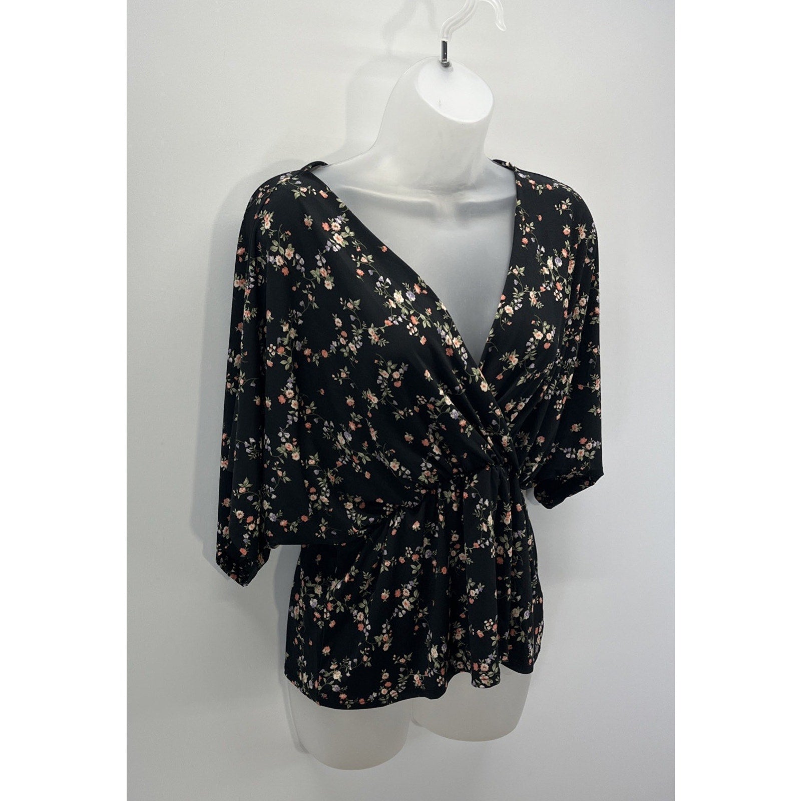 NWT Bombom Spring Fling Wrap Blouse Size Small