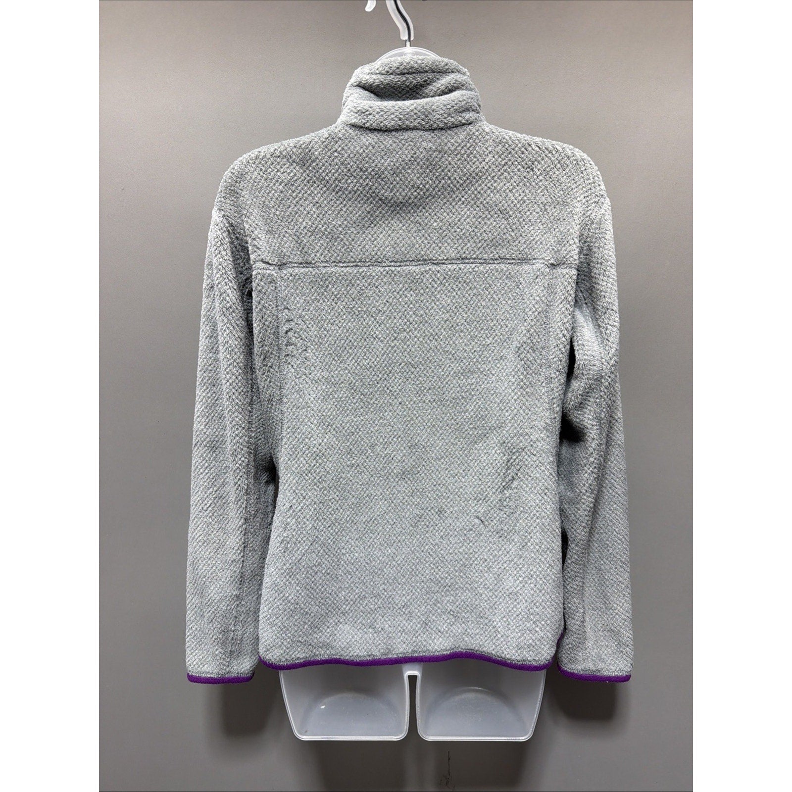 Patagonia Women's Soft Fleece Re-Tool Snap-T Pullover Jacket Gray Purple Medium