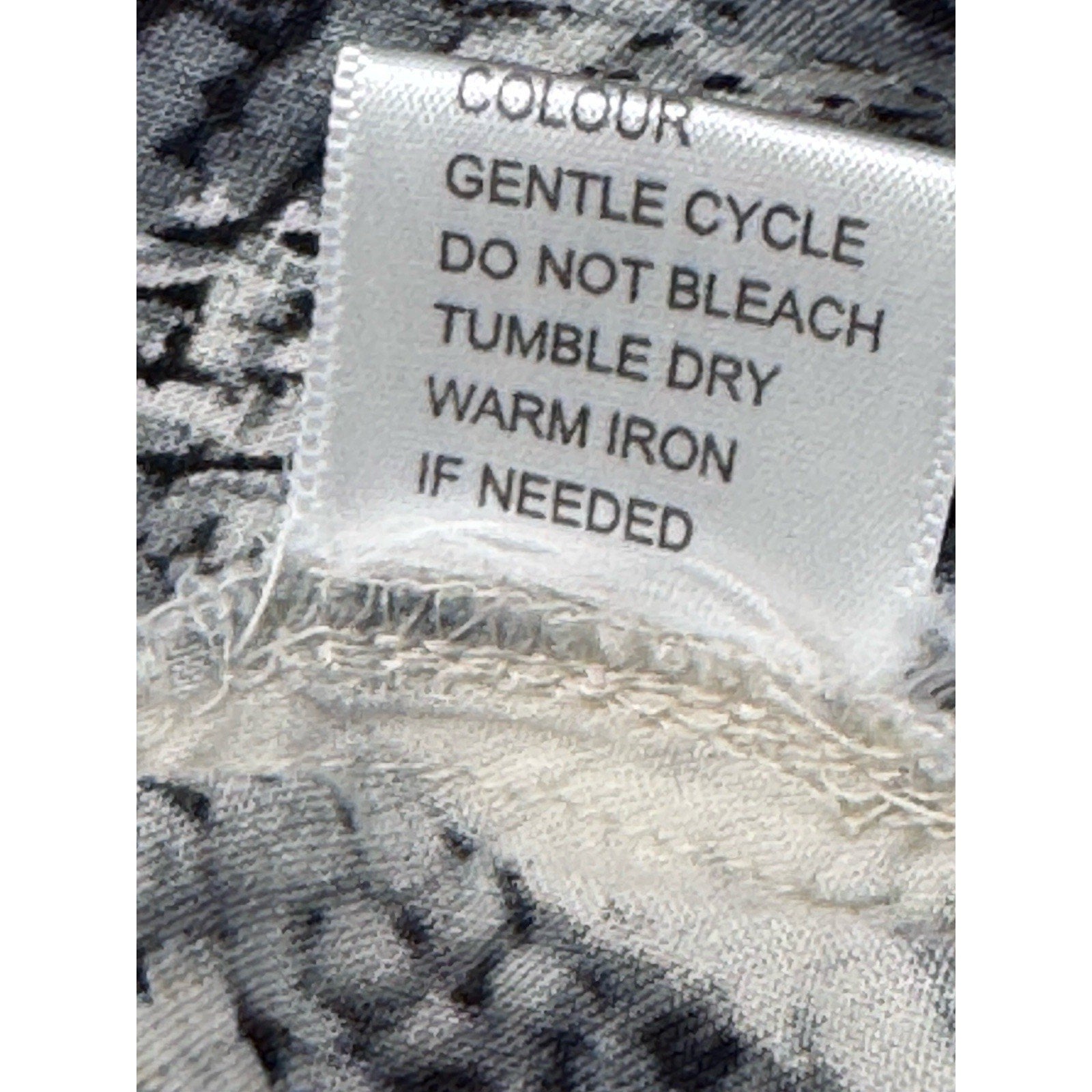 Rebellion Snake Python Animal Print Pattern No Collar Button Front Dress S