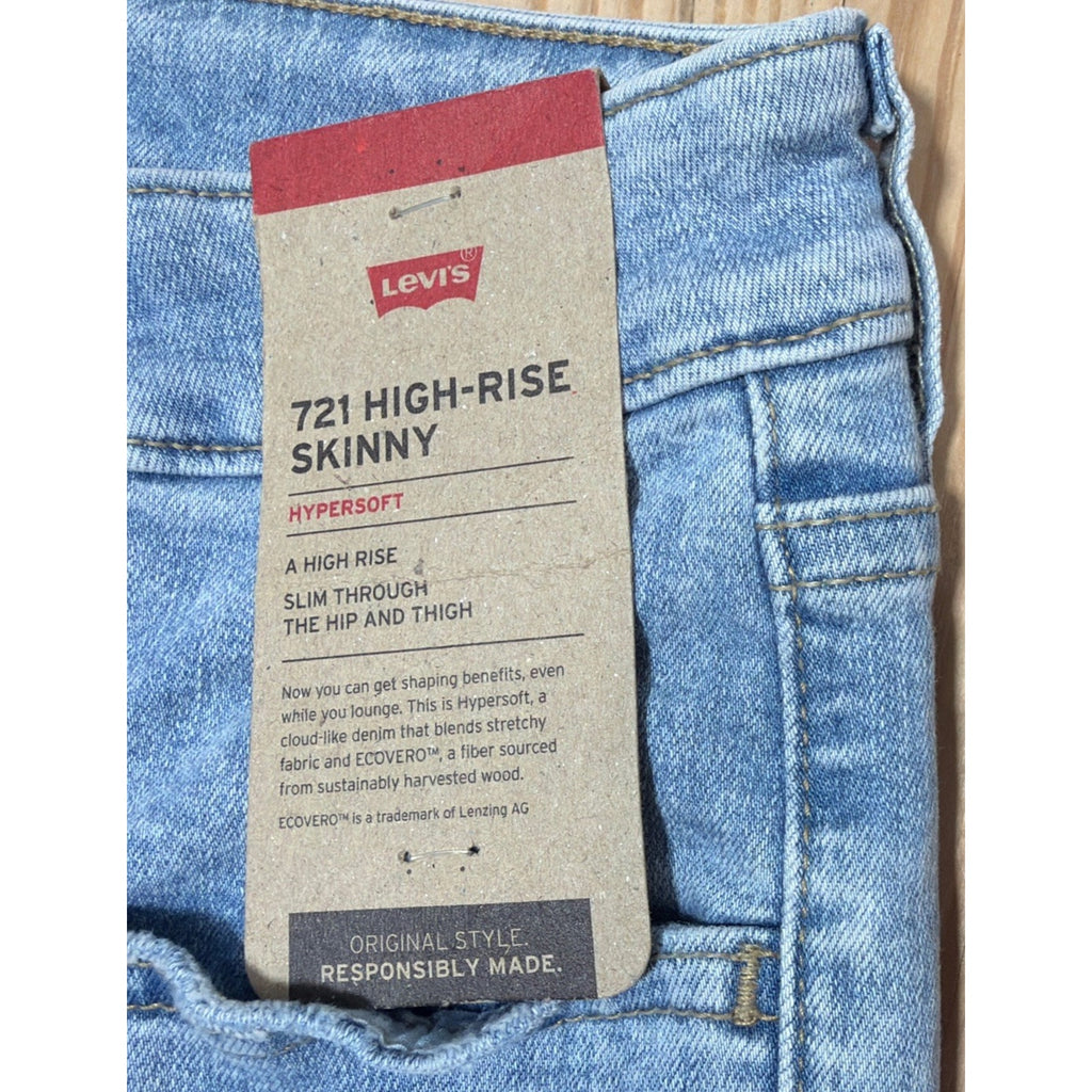 Levi's 721 Women's High Rise Skinny Jeans Seamed front Medium Wash 4 Short New