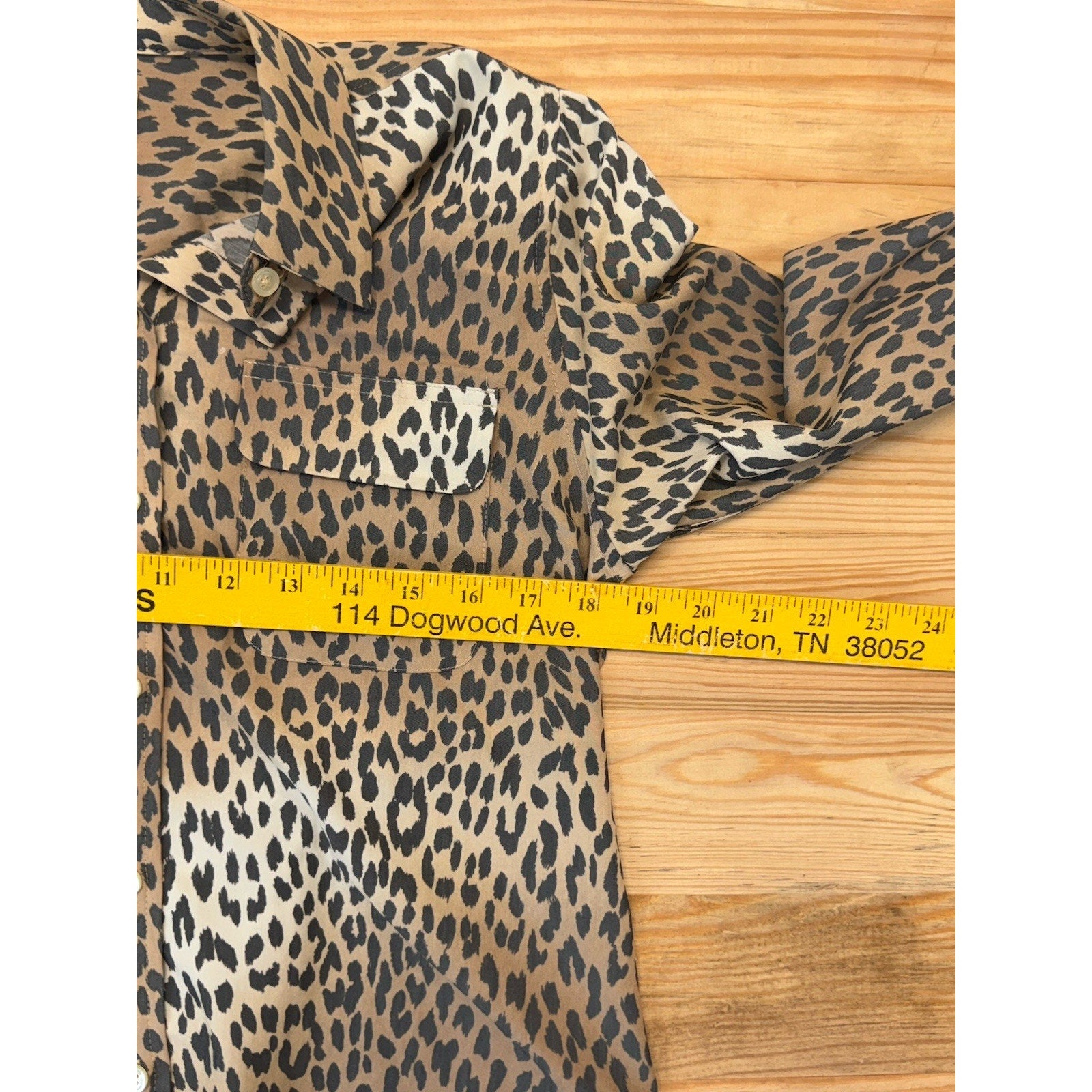 Chico's Button-Down Tunic Animal Print Pockets Modal Blend Long Sleeve Women’s 0