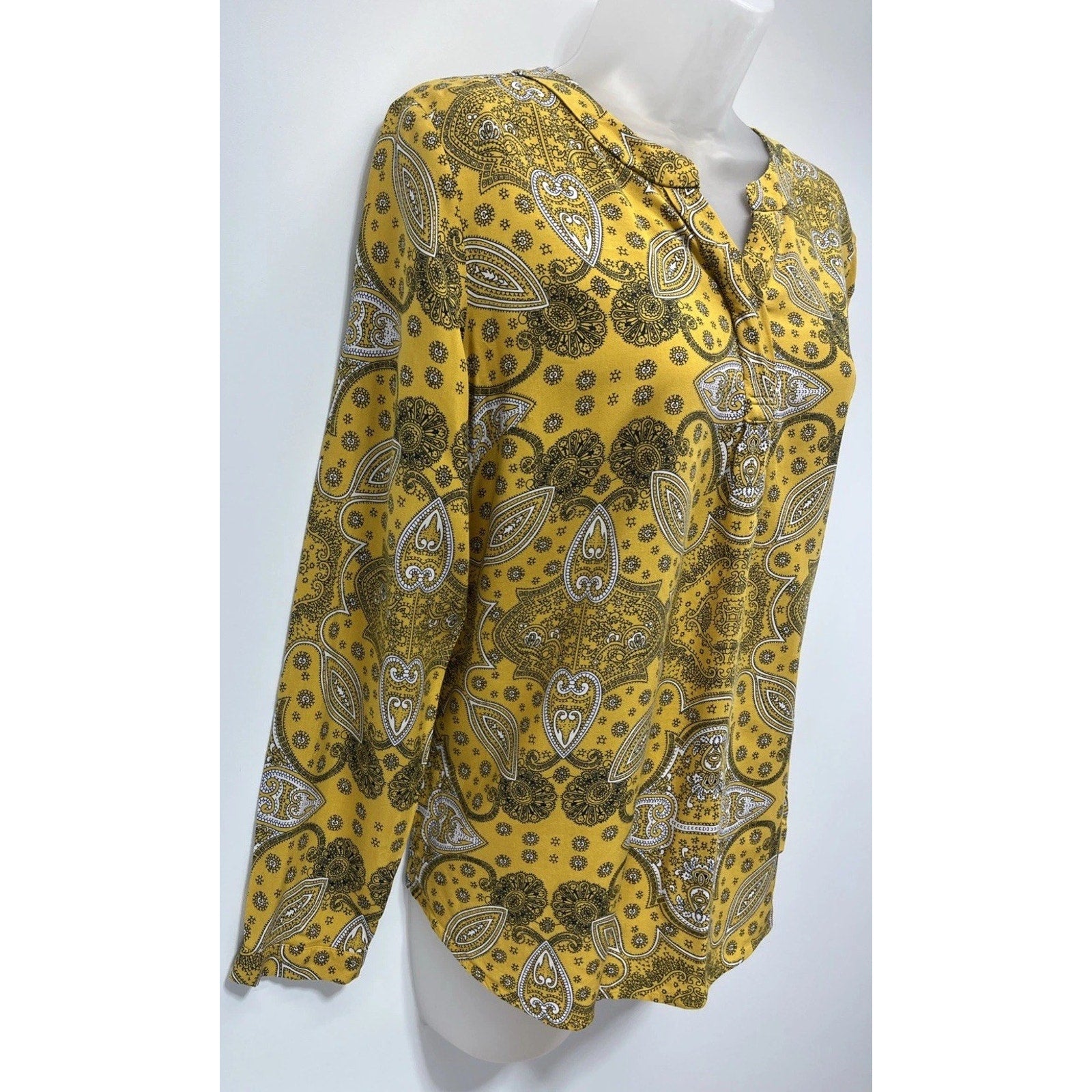 Talbots Women's Knit Top Size S Multicolored Paisley Print Long Sleeve Blouse