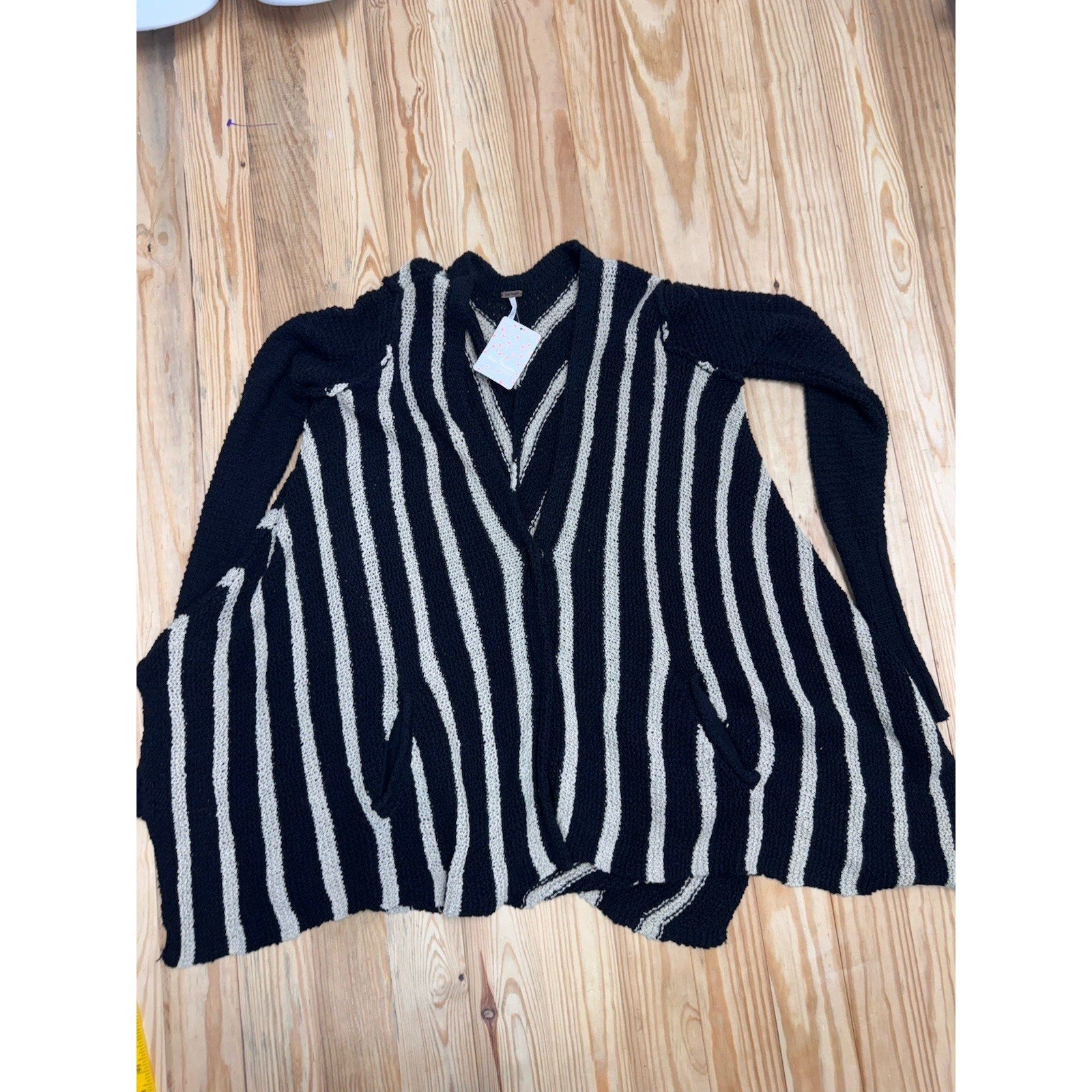 Free People Black Beige Chevron Striped Chunky Circle Cardigan Sweater Size Med