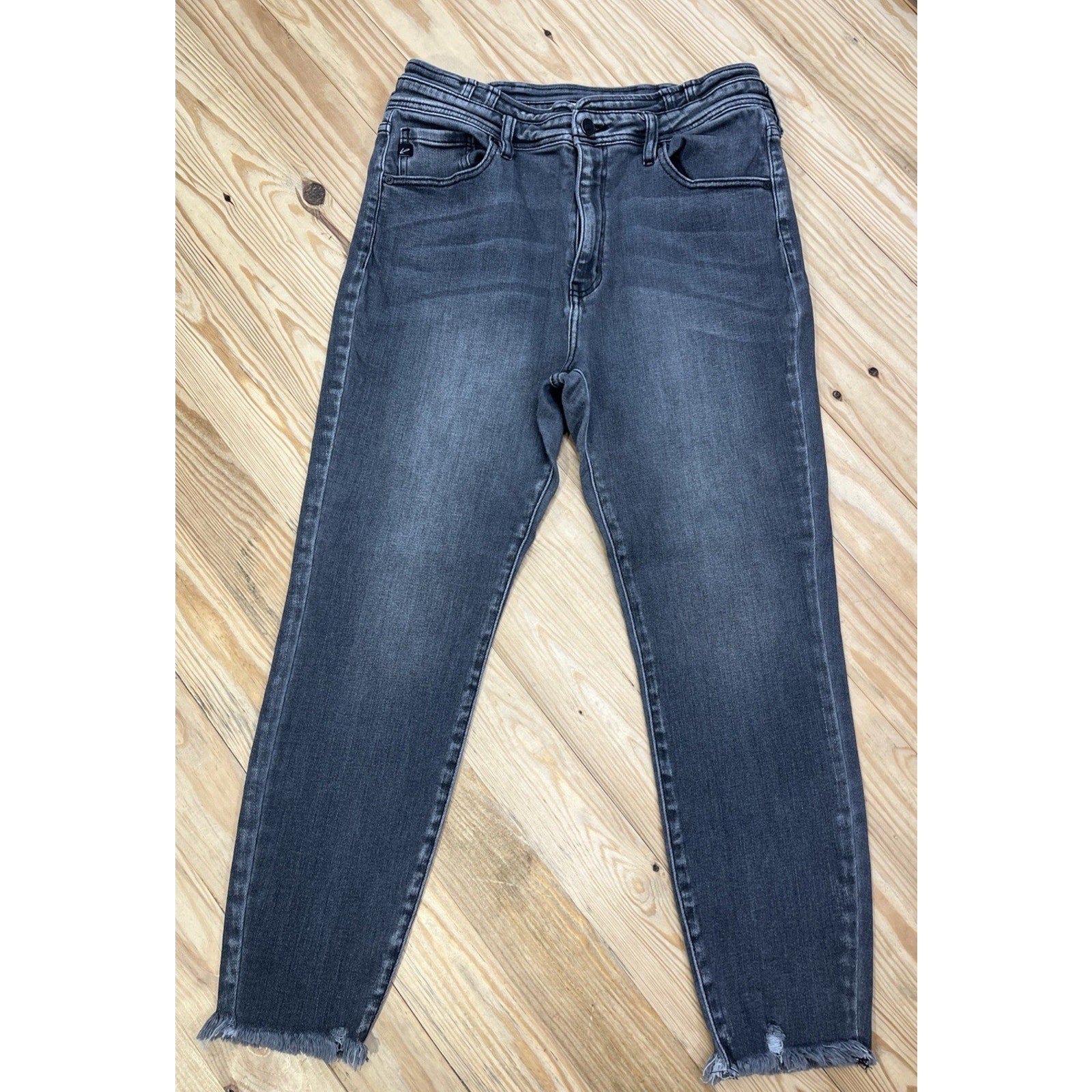 KanCan Jeans Skinny High Rise Ankle Charcoal Wash Size 31 Raw Hem