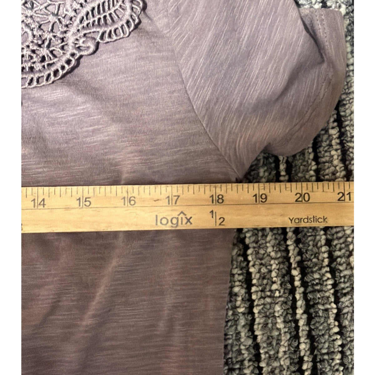 NWT MAURICES BLOUSE SHORT SLV CROCHET V-NECK SHIRT Purple SOFT TOP M