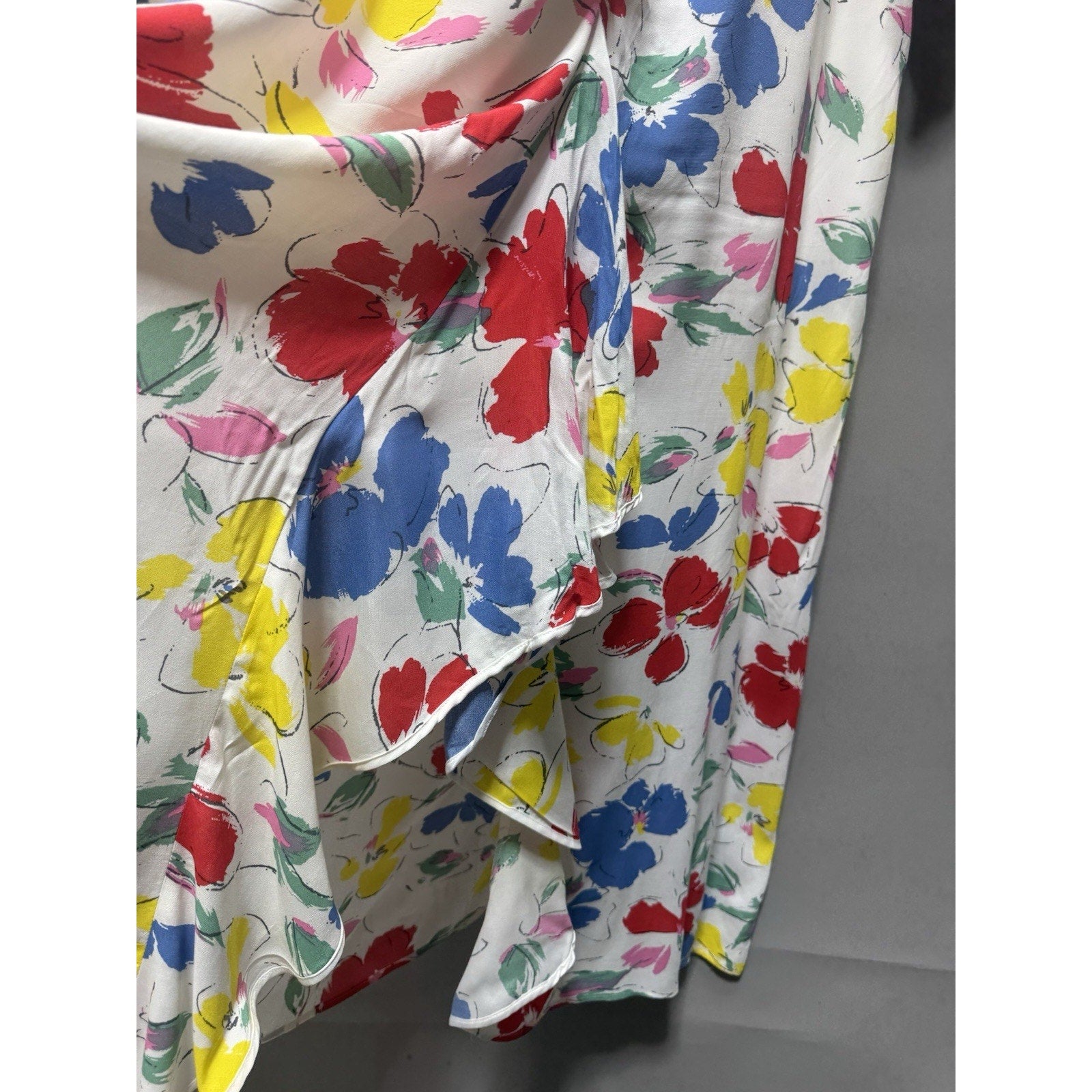 RIXO Target Floral Midi Dress 20W 22W White Multicolor Ruched Front Cottagecore